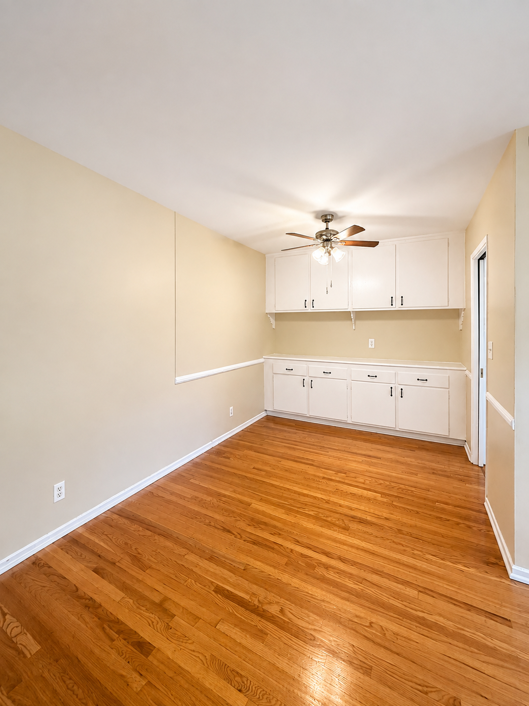 1 bedroom apartment, pet friendly in 816 Hayworth Ave, Unit 3 Los Angeles, CA 90046 — photo 10