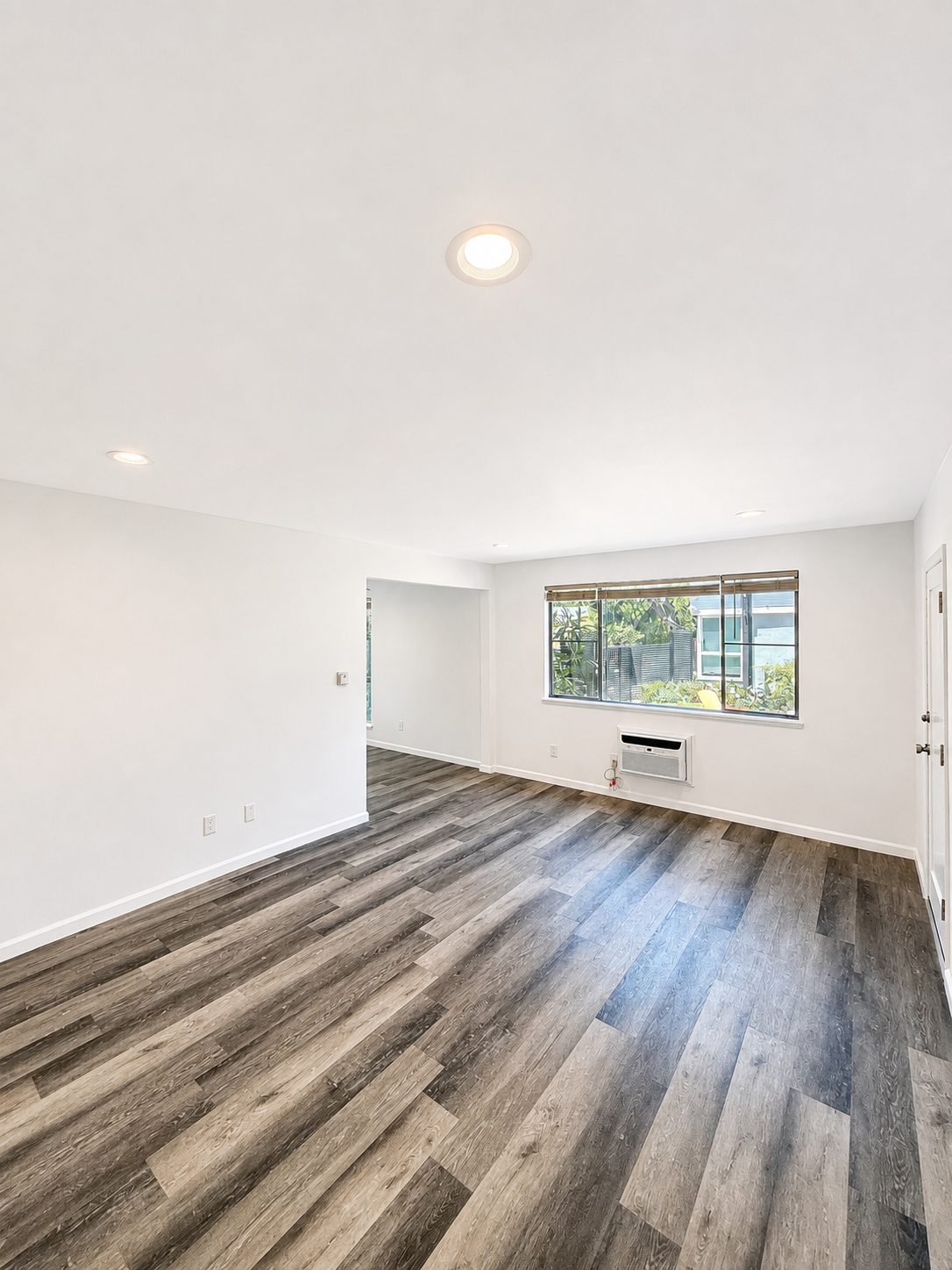2 bedroom apartment, pet friendly in 10707 Landale St, Unit 1 Los Angeles, CA 91602 — photo 8