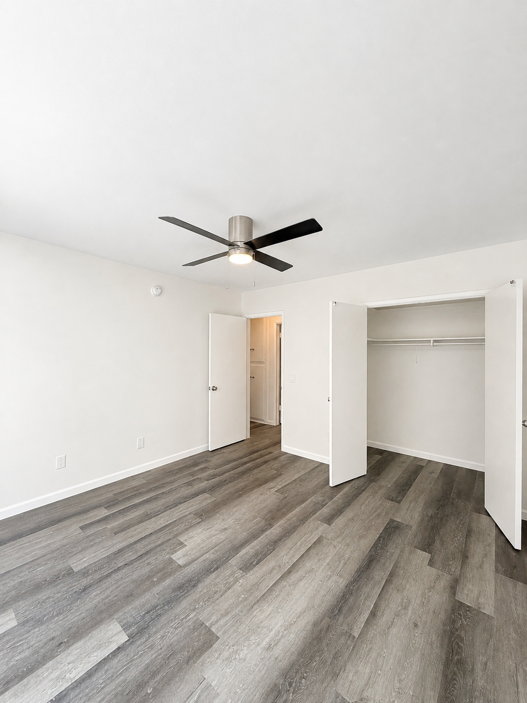 2 bedroom apartment, pet friendly in 10707 Landale St, Unit 1 Los Angeles, CA 91602 — photo 11