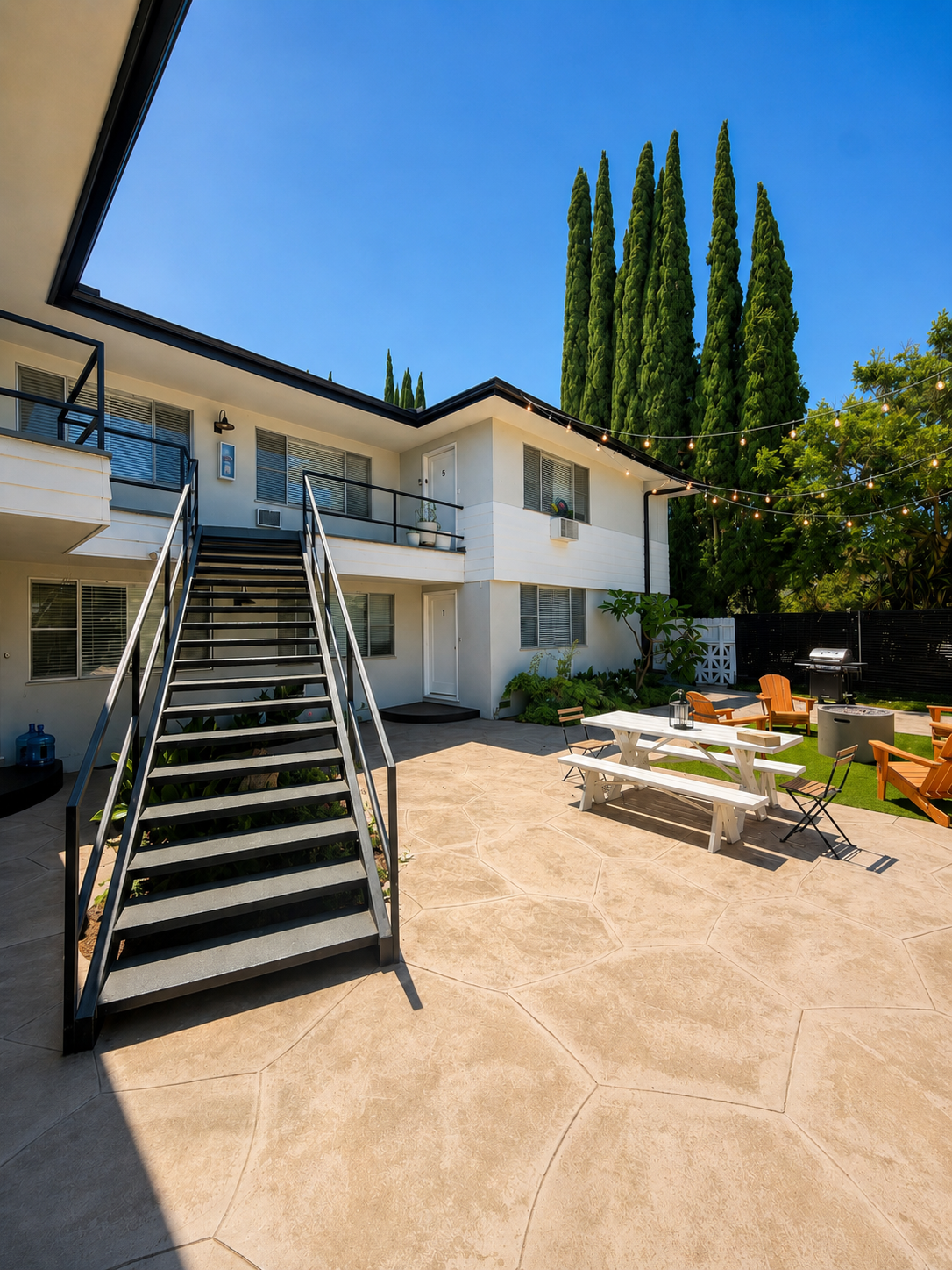 2 bedroom apartment, pet friendly in 10707 Landale St, Unit 1 Los Angeles, CA 91602 — photo 17