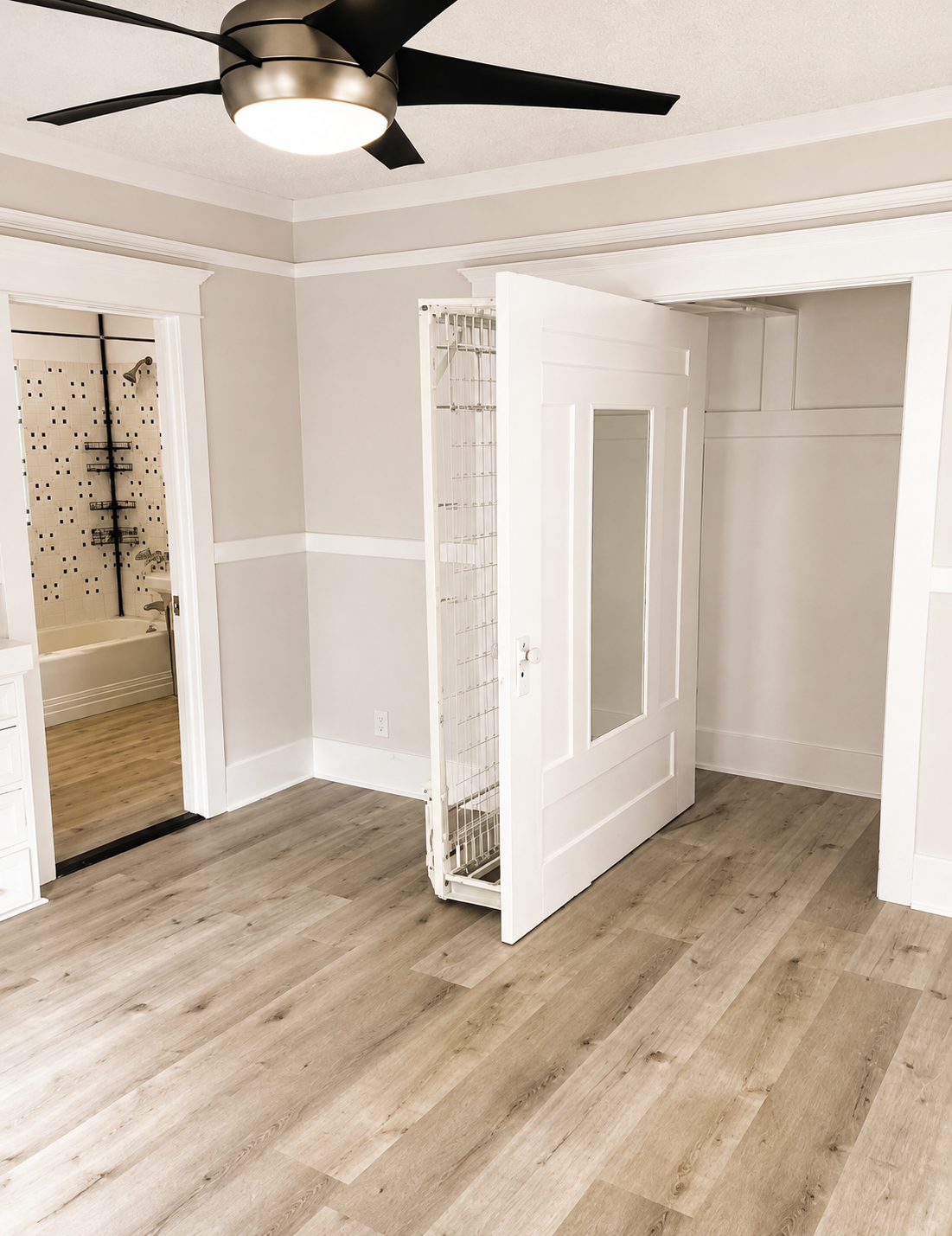 1 bedroom apartment, pet friendly in 1215 N Detroit St, Unit 1/2 West Hollywood, CA 90046 — photo 9