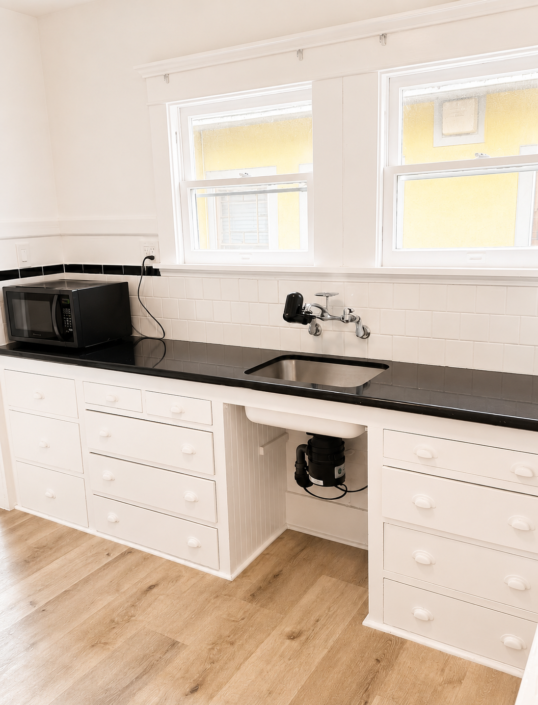 1 bedroom apartment, pet friendly in 1215 N Detroit St, Unit 1/2 West Hollywood, CA 90046 — photo 5