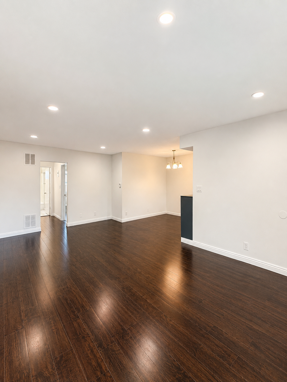 1 bedroom apartment, pet friendly in 1120-1130 Laurel Ave, Unit 11 West Hollywood, CA 90046 — photo 11