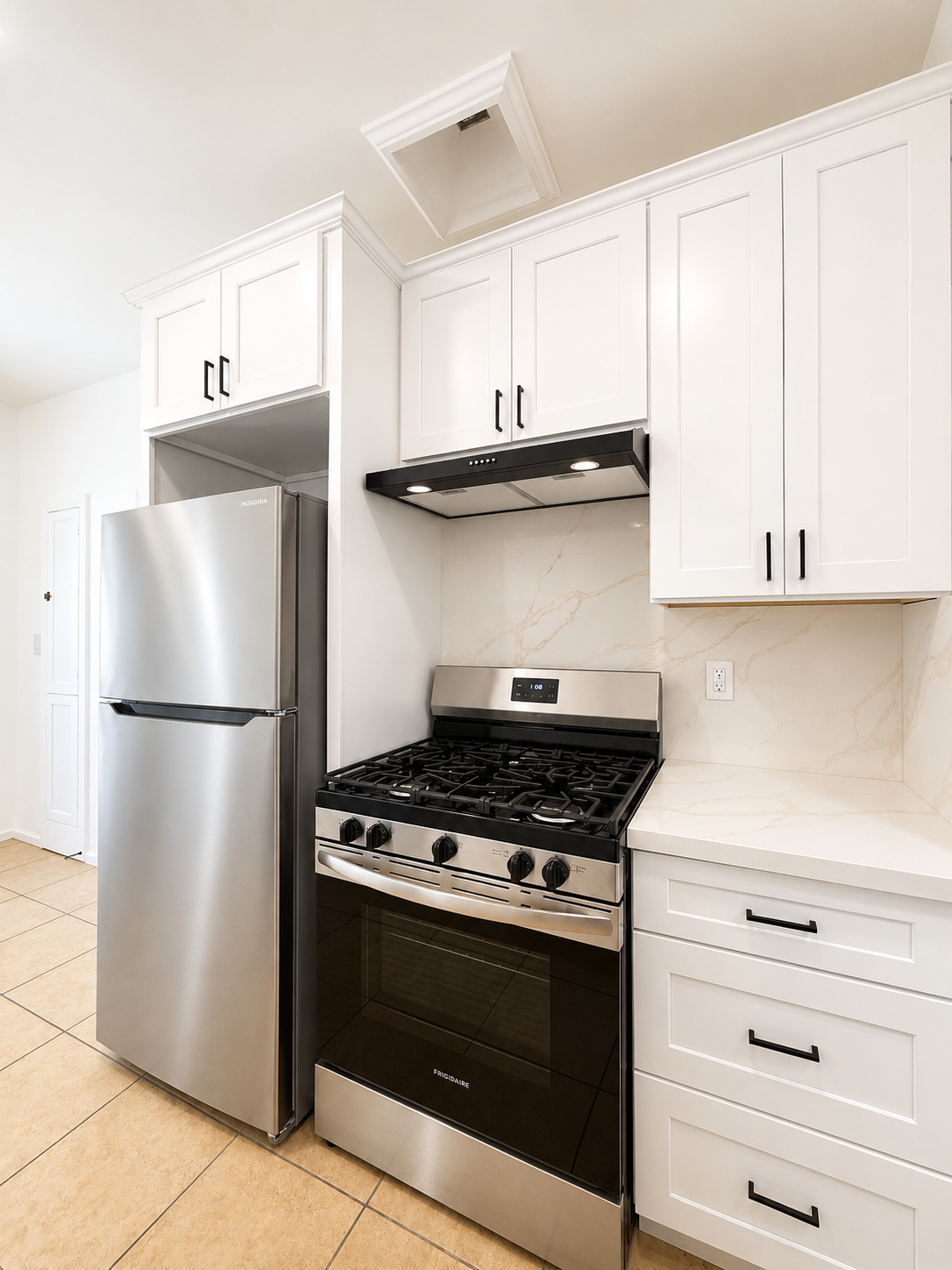 2 bedroom apartment, pet friendly in 323 N Sierra Bonita Ave, Unit 1/2 Los Angeles, CA 90036 — photo 5