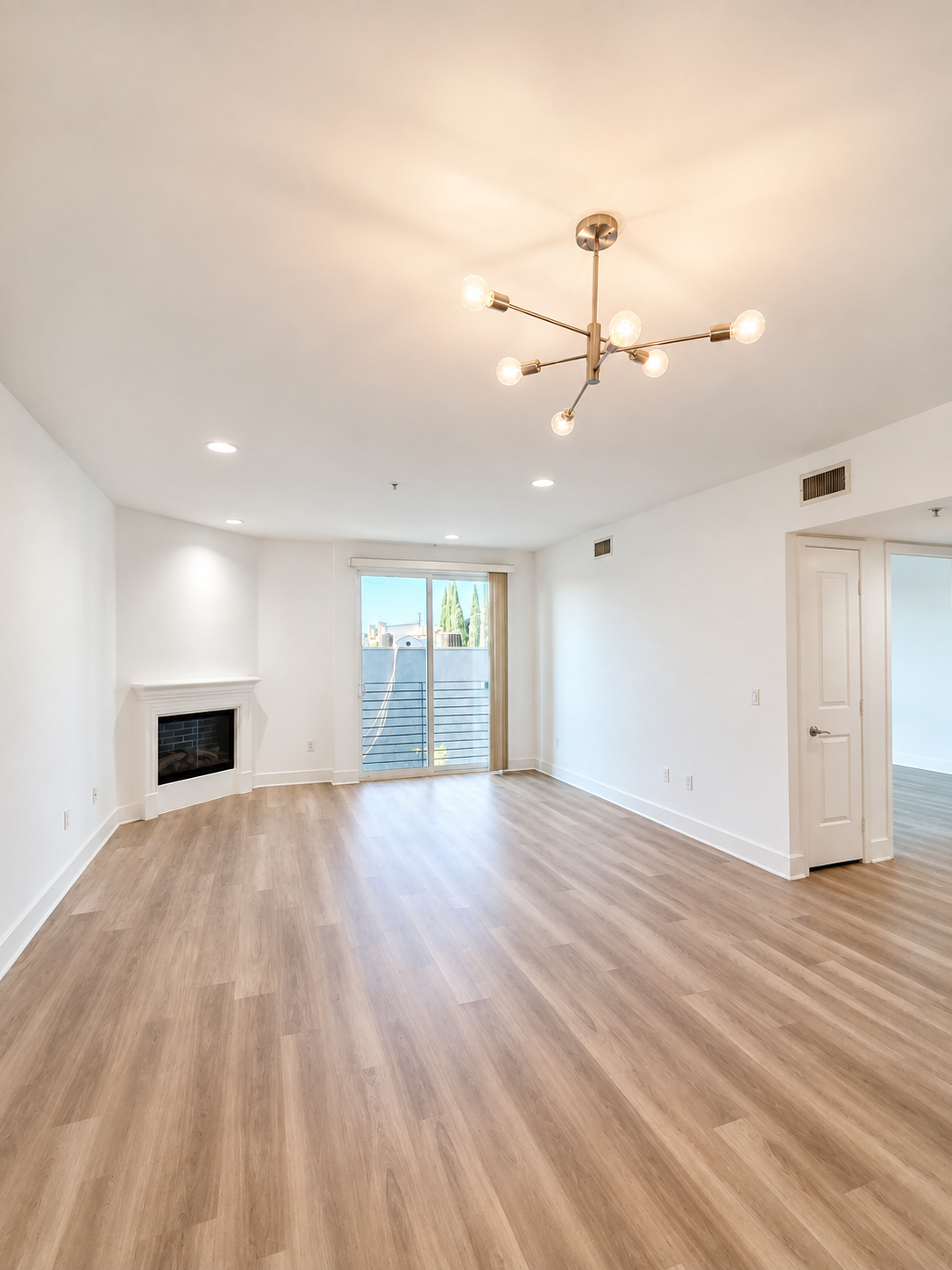 2 bedroom apartment with balcony and pool, pet friendly in 11011 Huston St, Unit 308 Los Angeles, CA 91601 — photo 2