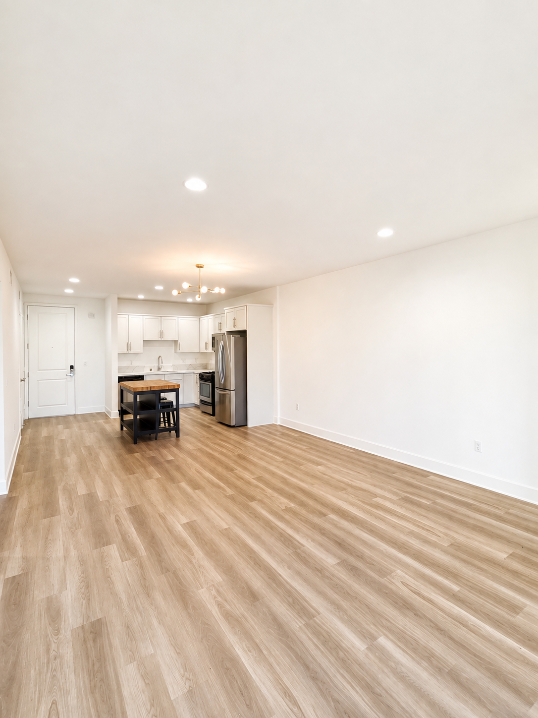2 bedroom apartment with balcony and pool, pet friendly in 11011 Huston St, Unit 308 Los Angeles, CA 91601 — photo 10
