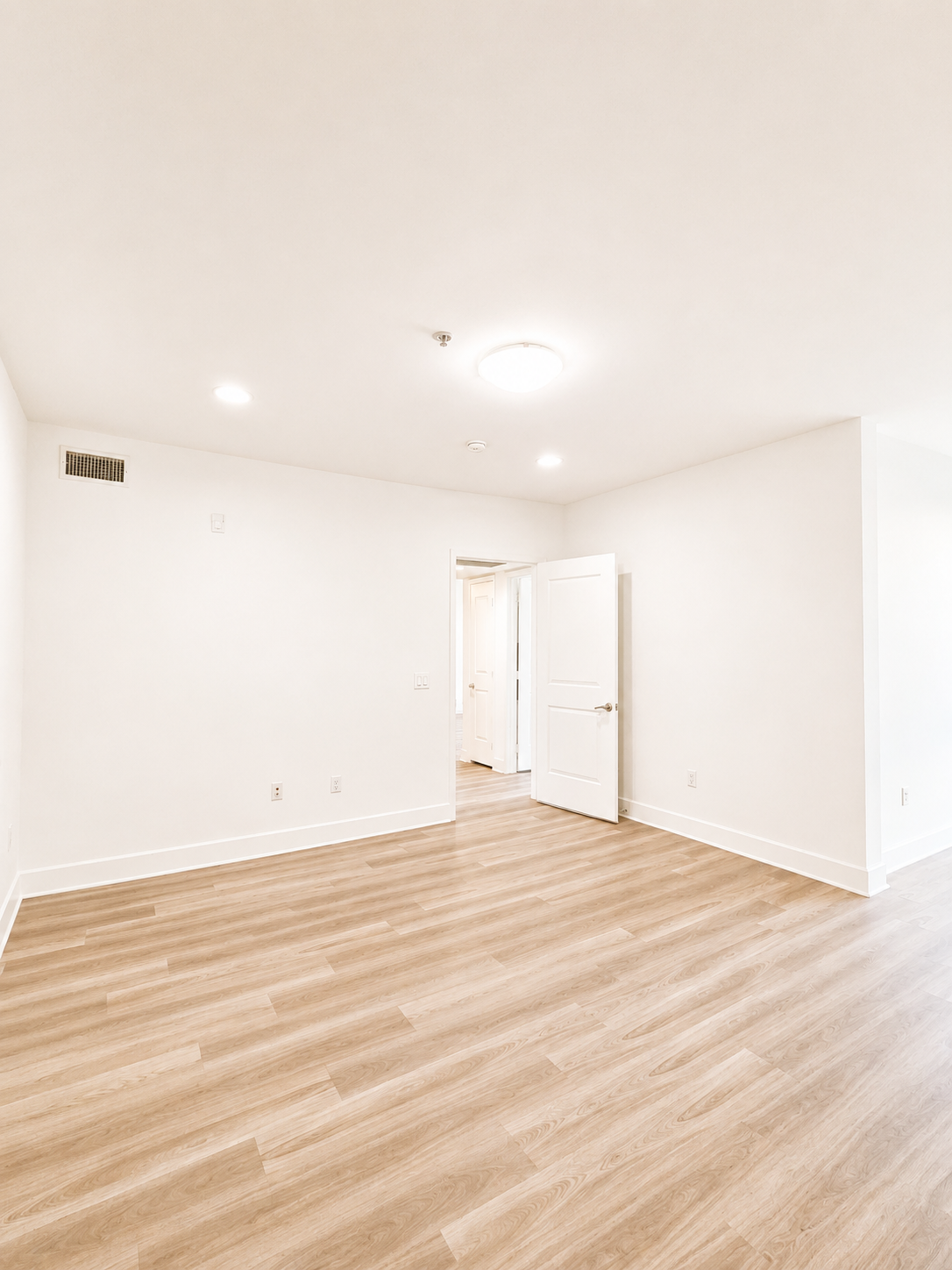 2 bedroom apartment with balcony and pool, pet friendly in 11011 Huston St, Unit 308 Los Angeles, CA 91601 — photo 14