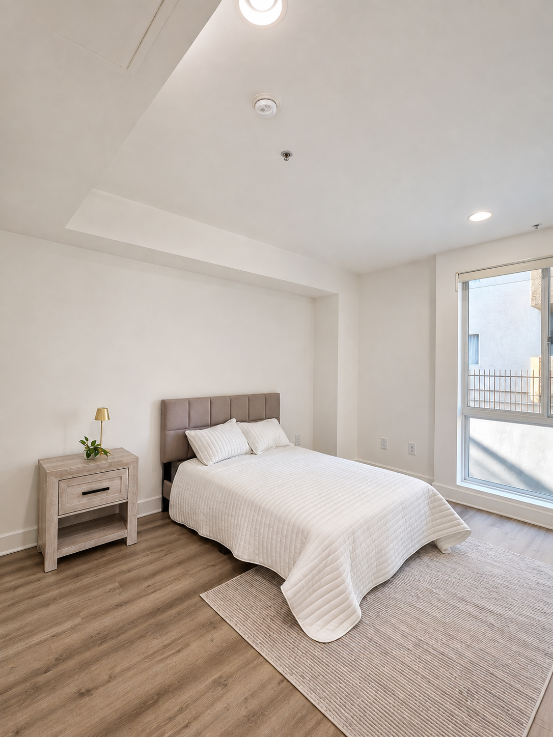2 bedroom apartment with balcony and gym, pet friendly in 11011 Huston St, Unit 105 Los Angeles, CA 91601 — photo 5