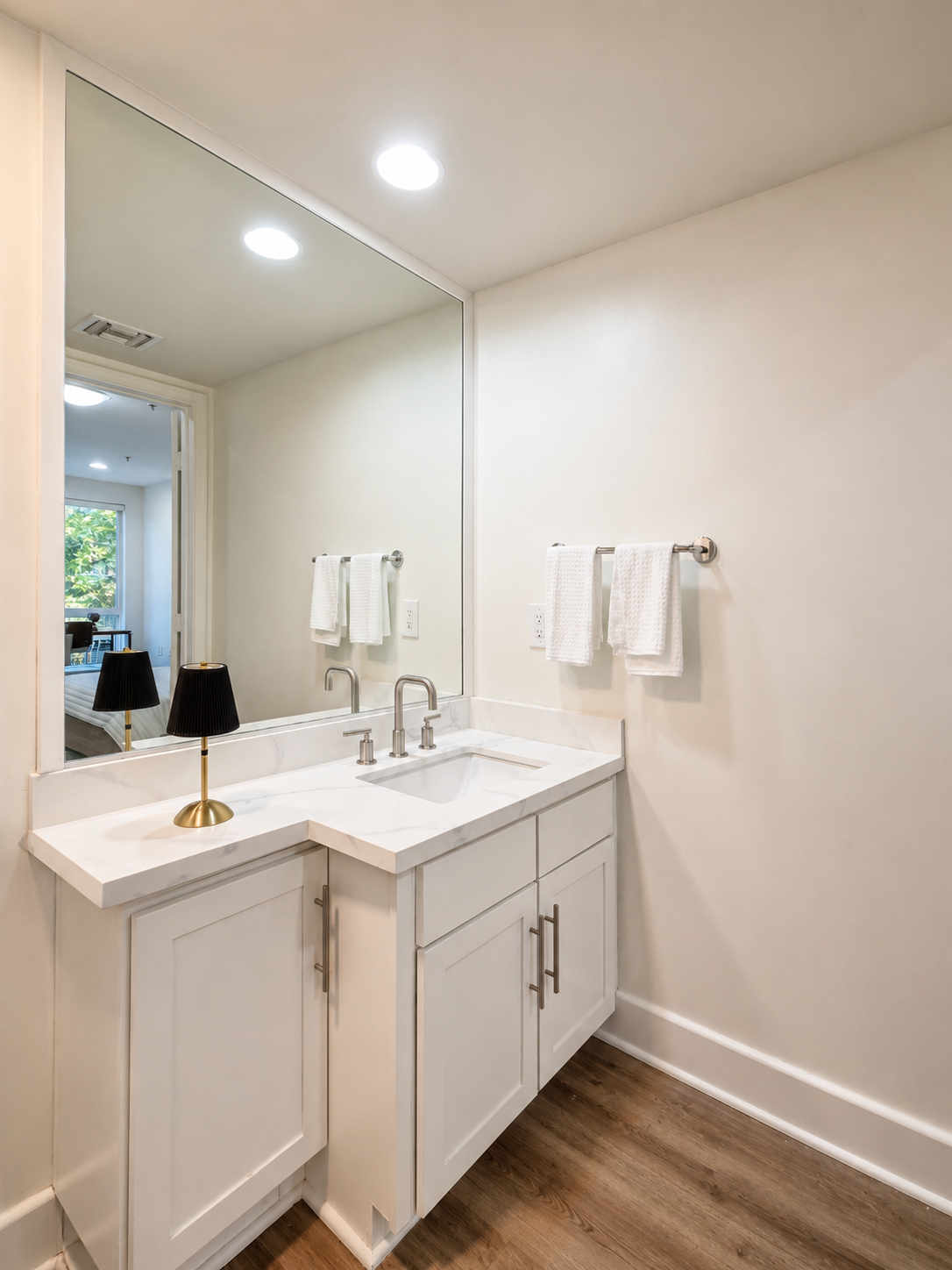 2 bedroom apartment with balcony and gym, pet friendly in 11011 Huston St, Unit 105 Los Angeles, CA 91601 — photo 11