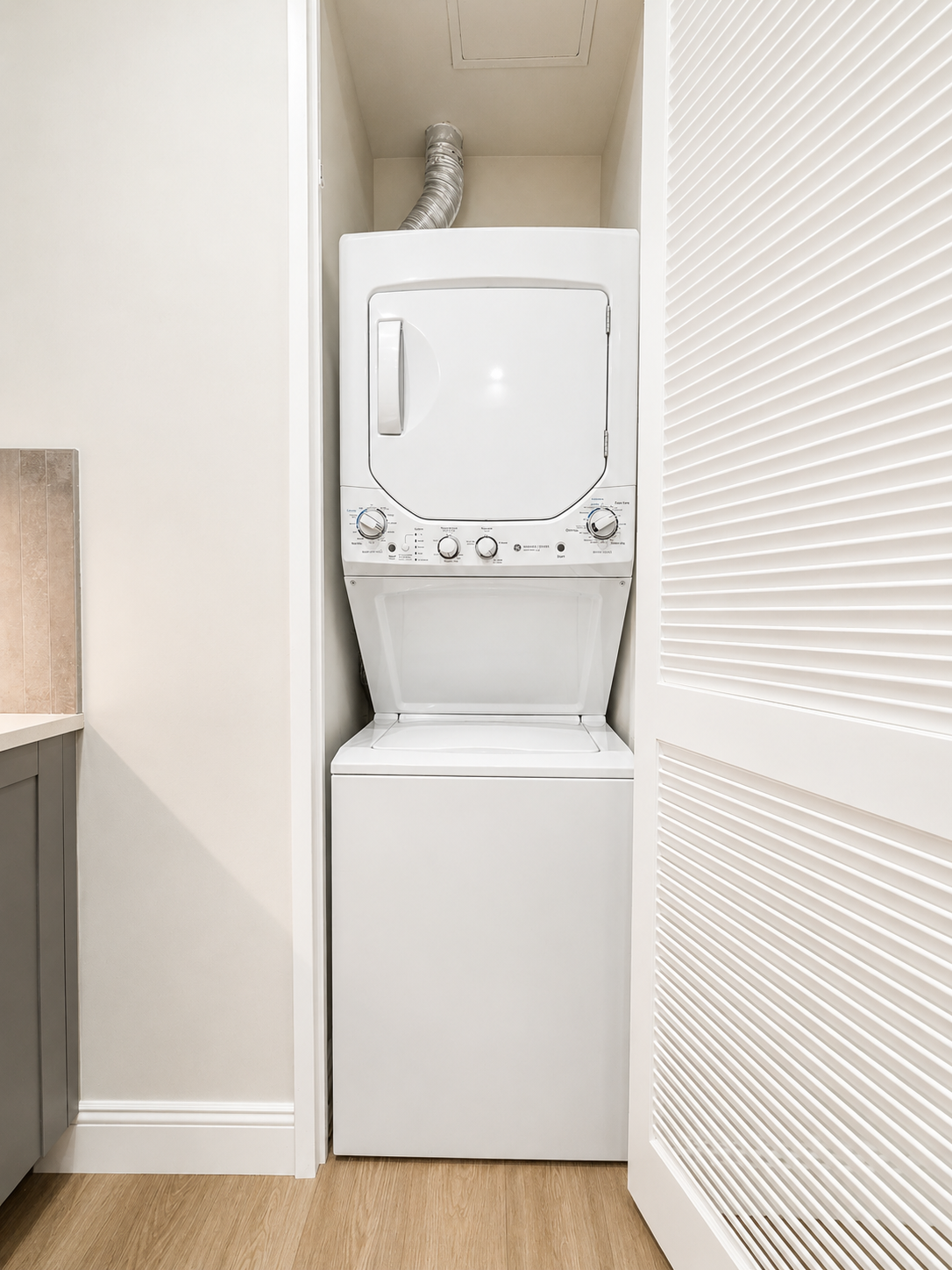 1 bedroom apartment, pet friendly in 5768 W 3rd St, Unit 203 Los Angeles, CA 90036 — photo 11