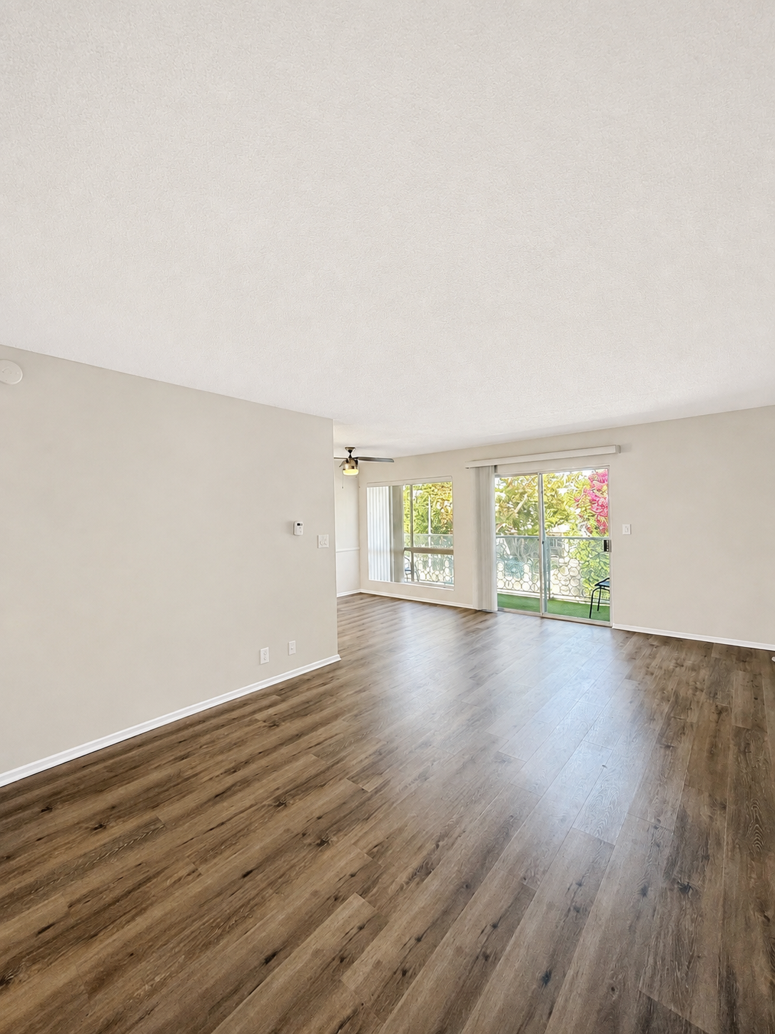 1 bedroom apartment with balcony, pet friendly in 1027 N Ogden Dr, Unit 6 West Hollywood, CA 90046 — photo 10