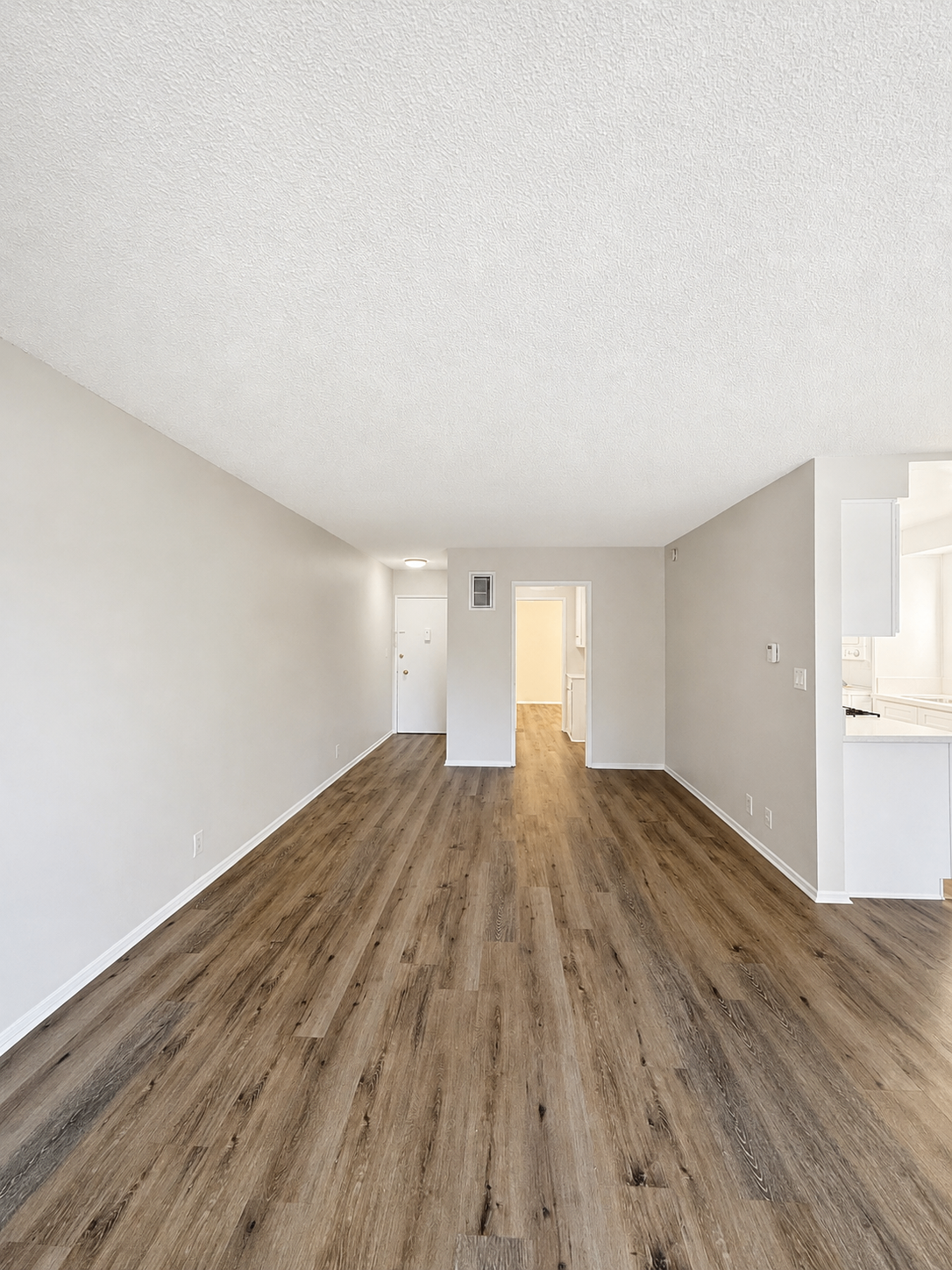 1 bedroom apartment with balcony, pet friendly in 1027 N Ogden Dr, Unit 6 West Hollywood, CA 90046 — photo 11