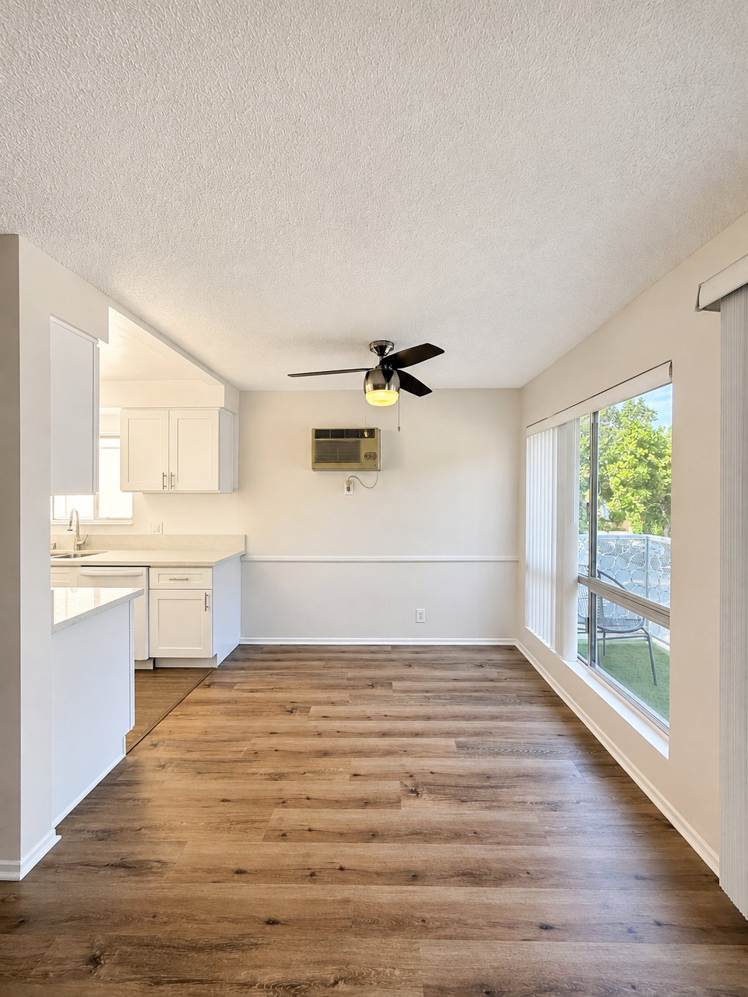 1 bedroom apartment with balcony, pet friendly in 1027 N Ogden Dr, Unit 6 West Hollywood, CA 90046 — photo 12