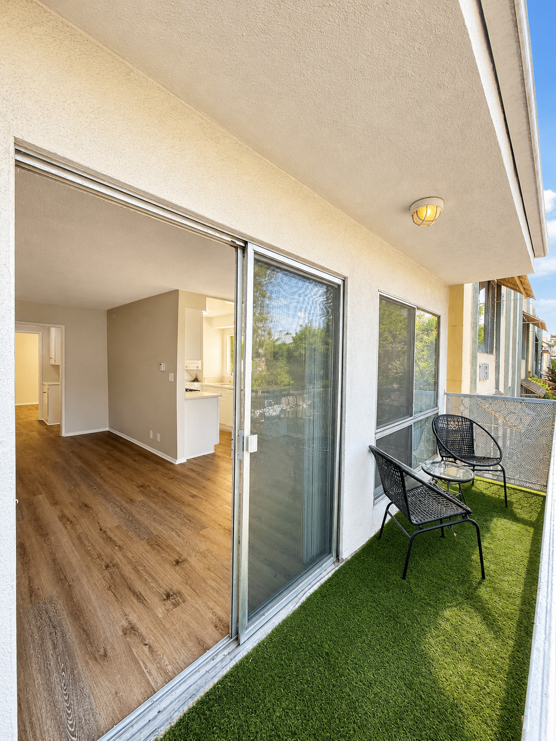 1 bedroom apartment with balcony, pet friendly in 1027 N Ogden Dr, Unit 6 West Hollywood, CA 90046 — photo 14