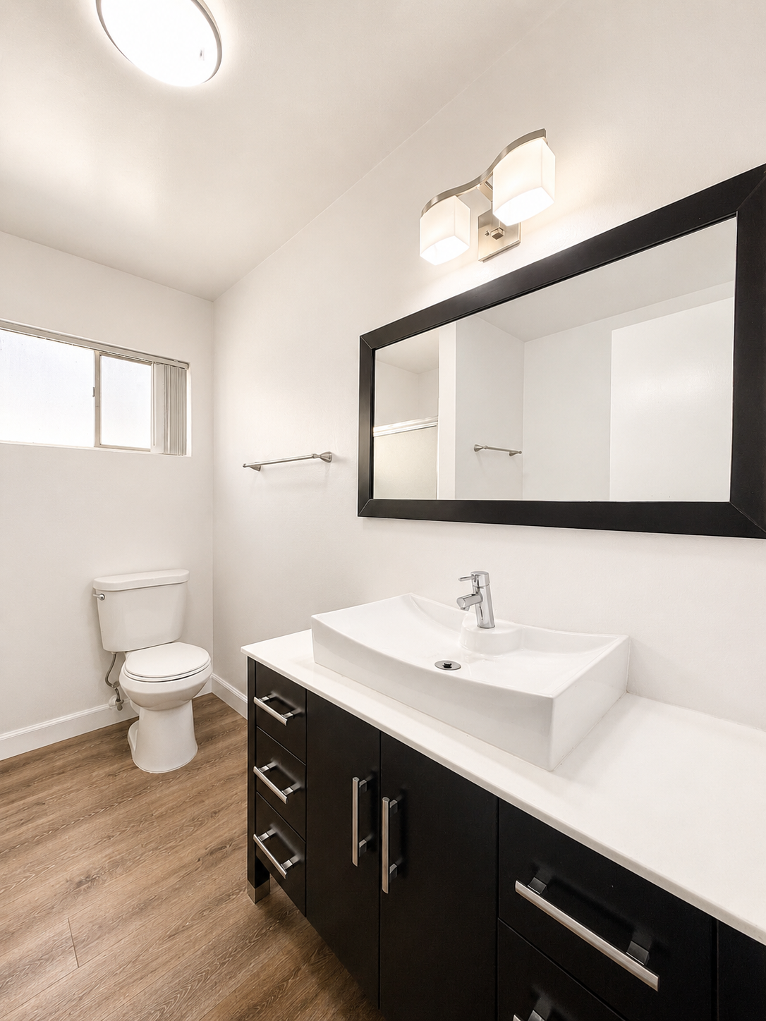 1 bedroom apartment with balcony, pet friendly in 1027 N Ogden Dr, Unit 6 West Hollywood, CA 90046 — photo 8