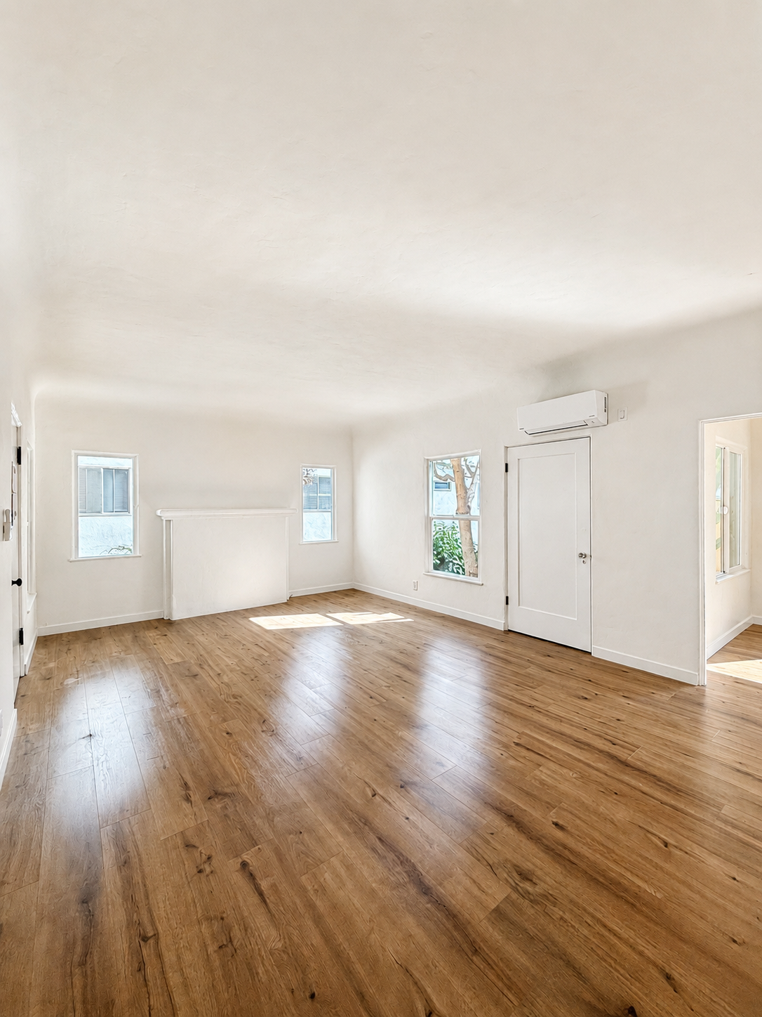 1 bedroom apartment, pet friendly in 840 6th St, Unit 8 Los Angeles, CA 90017 β photo 2