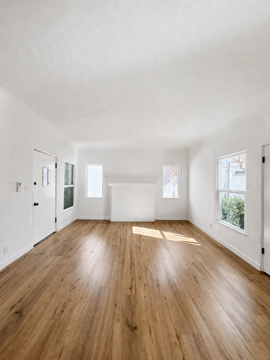 1 bedroom apartment, pet friendly in 840 6th St, Unit 8 Los Angeles, CA 90017 β photo 8