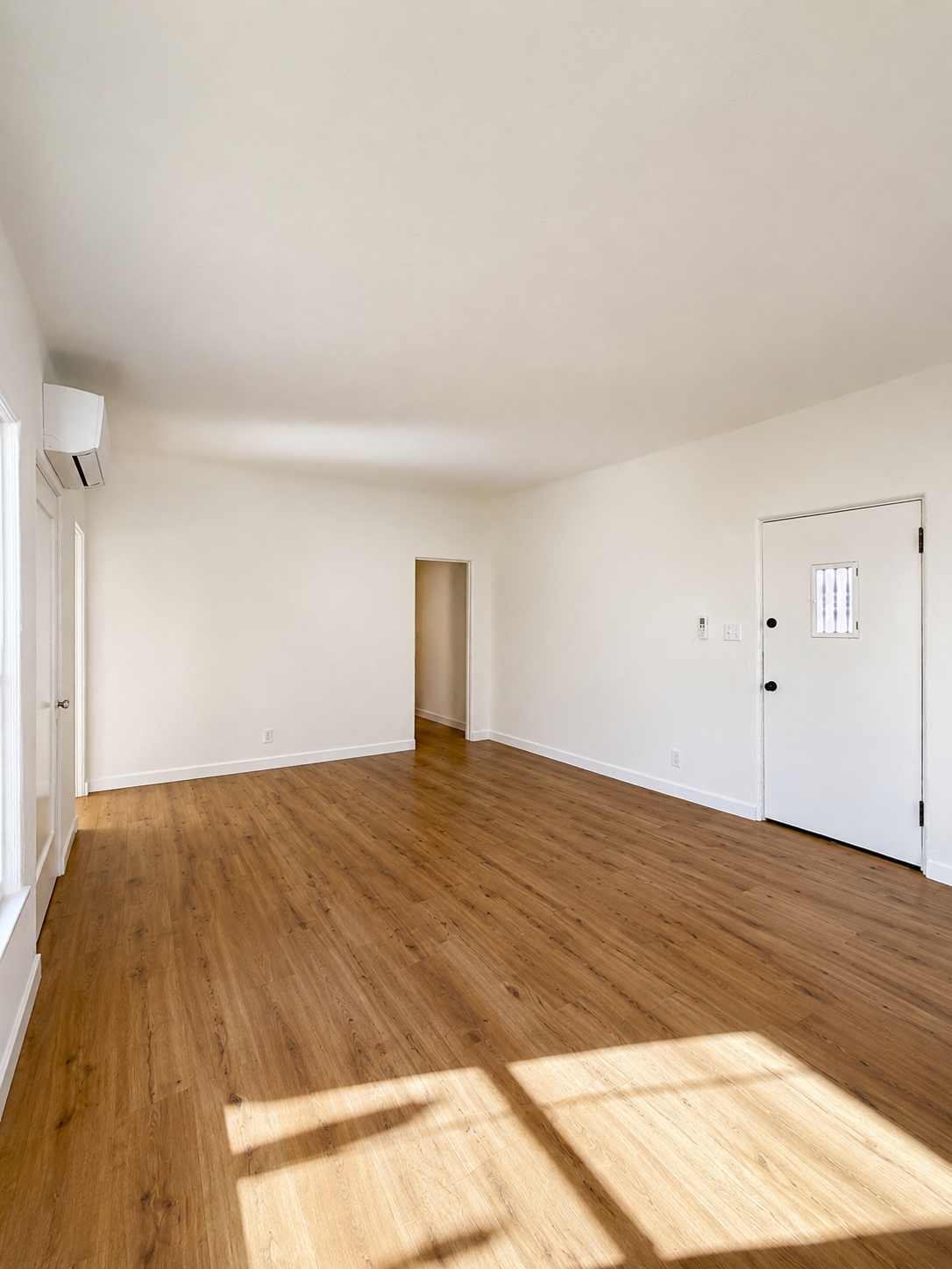 1 bedroom apartment, pet friendly in 840 6th St, Unit 8 Los Angeles, CA 90017 β photo 10