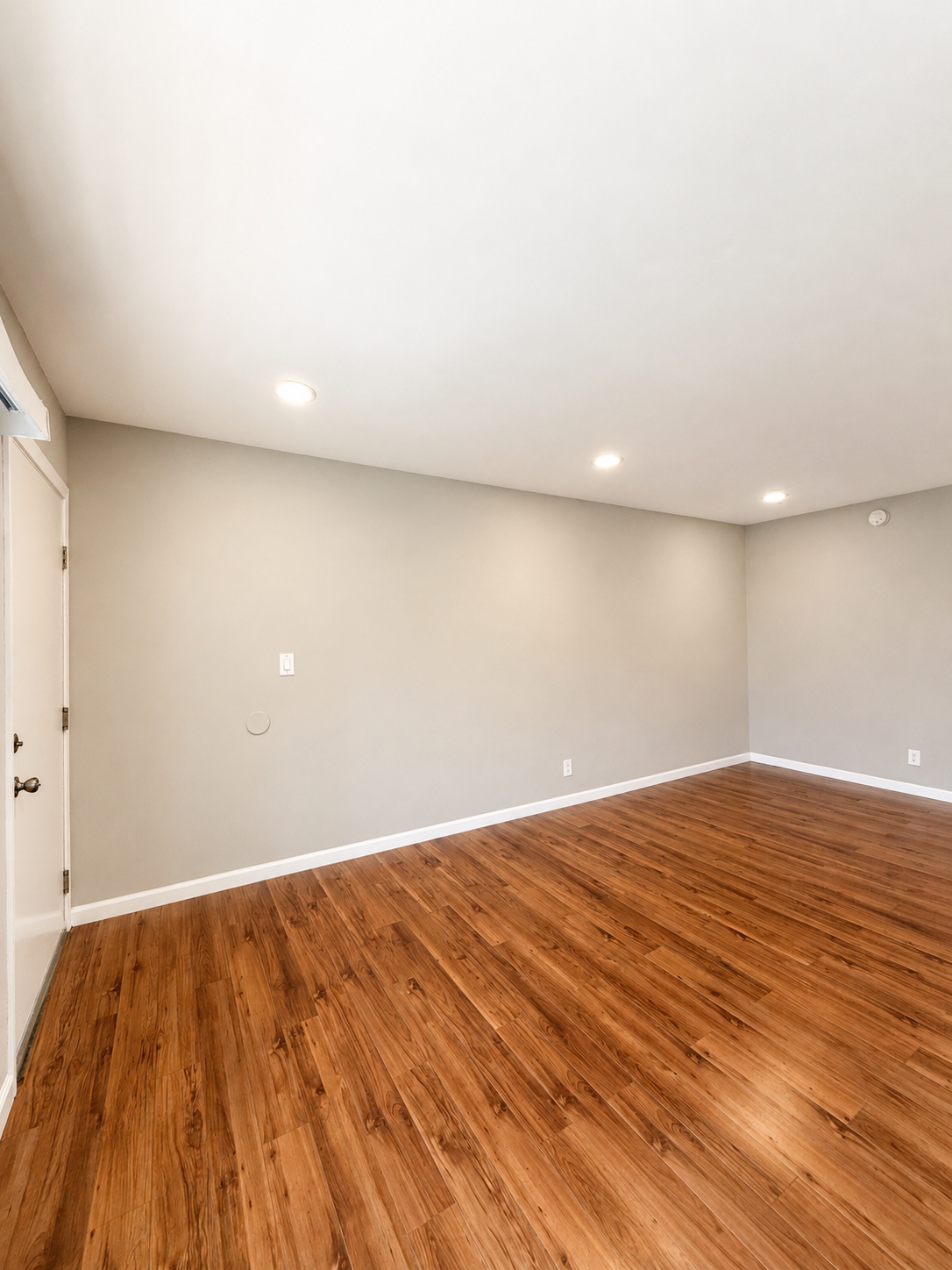 1 bedroom apartment, pet friendly in 7741 Romaine St, Unit 9 West Hollywood, CA 90046 — photo 9