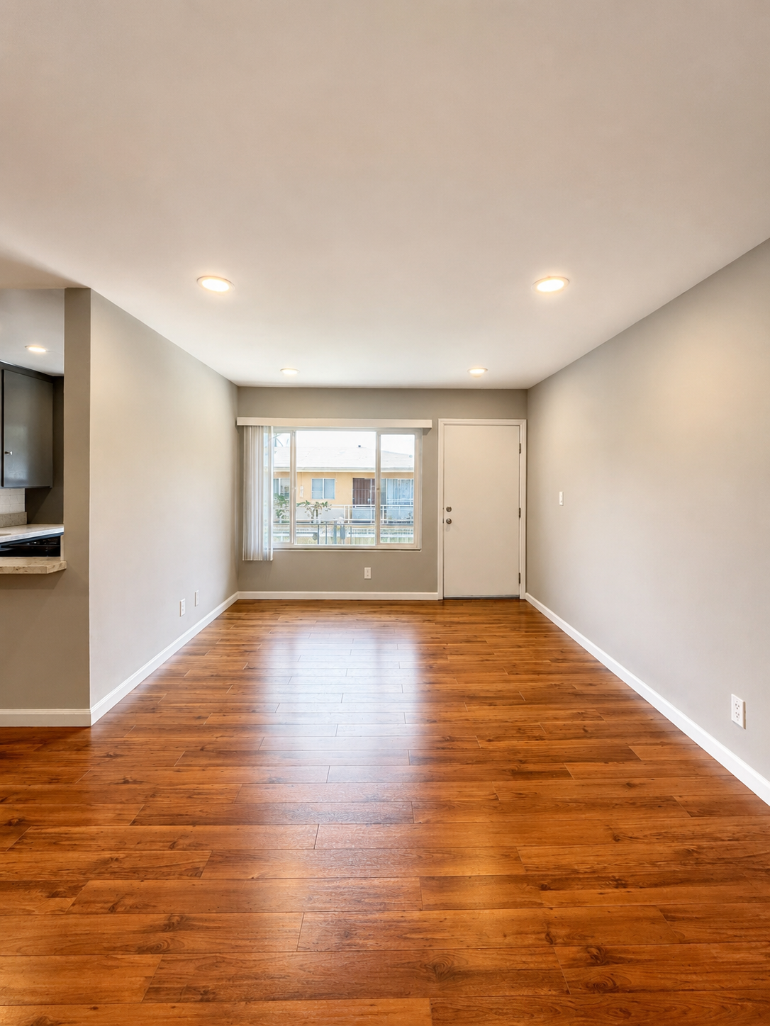 1 bedroom apartment, pet friendly in 7741 Romaine St, Unit 9 West Hollywood, CA 90046 — photo 10