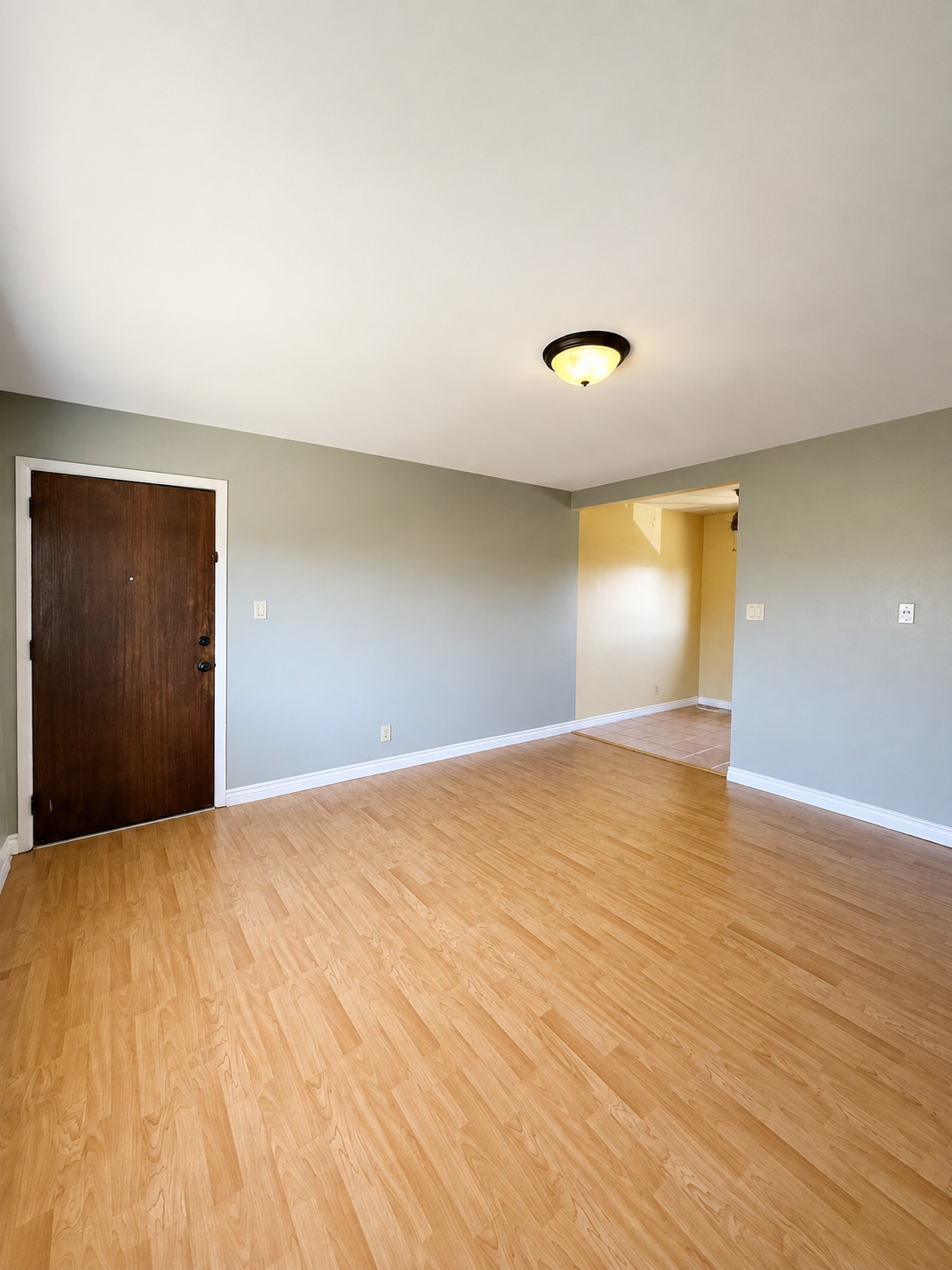 2 bedroom apartment, pet friendly in 2711 Bellevue Ave, Unit 5 Los Angeles, CA 90026 — photo 12