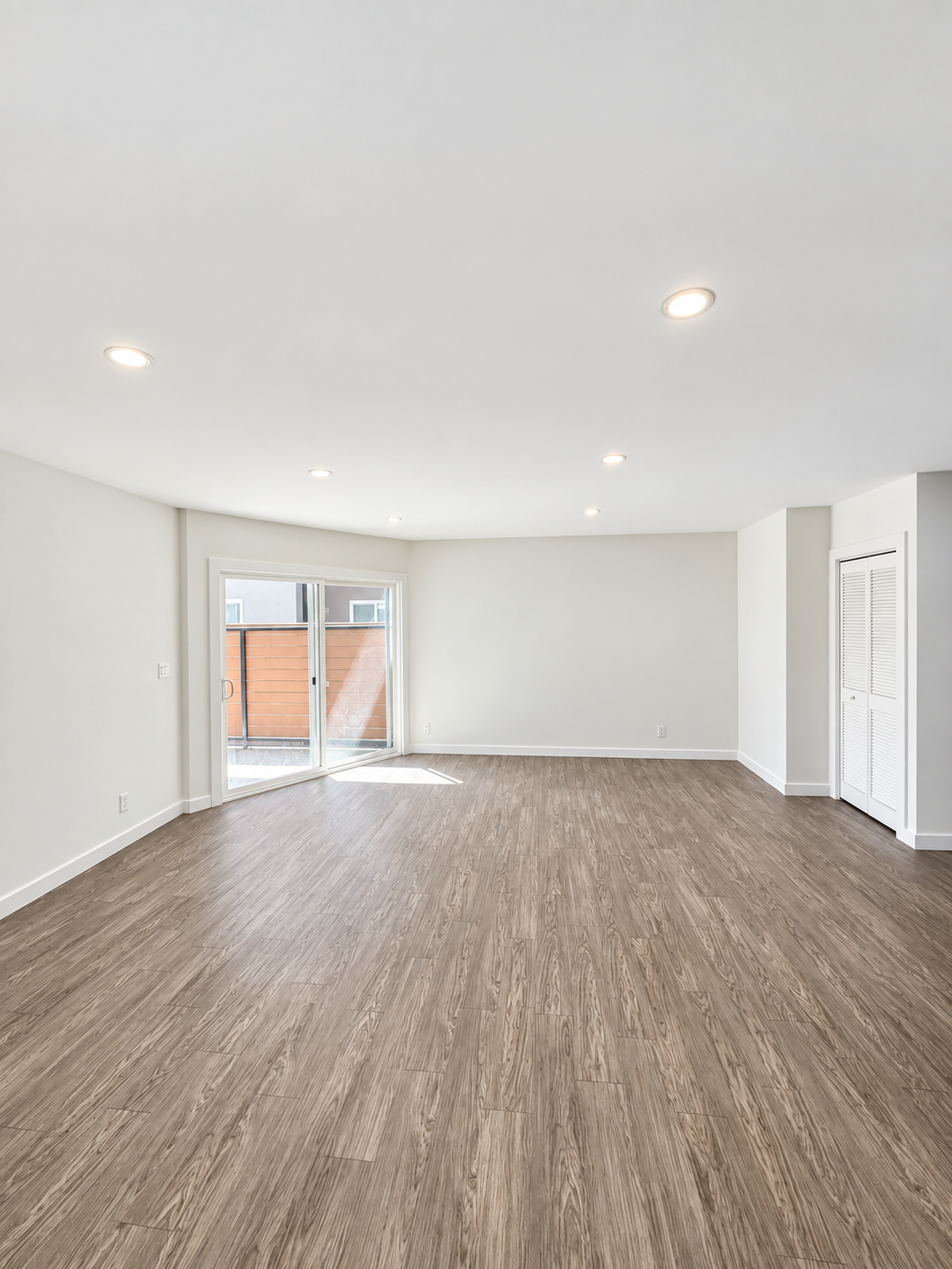 1 bedroom apartment with pool, pet friendly in 7224 Hillside Ave, Unit 7 Los Angeles, CA 90046 — photo 10
