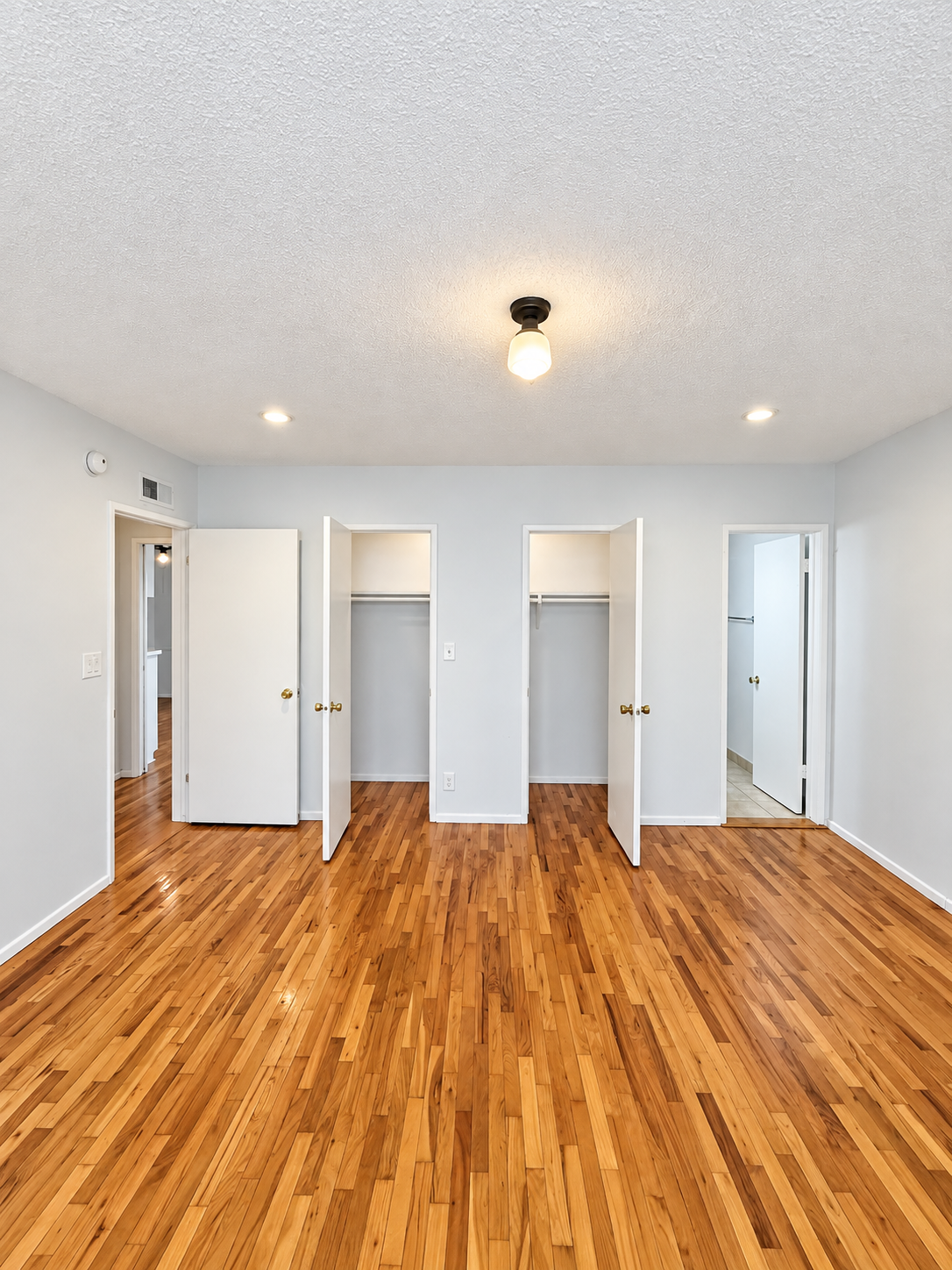 2 bedroom apartment with balcony, pet friendly in 7954 Oakwood Ave, Unit 1 Los Angeles, CA 90048 — photo 13