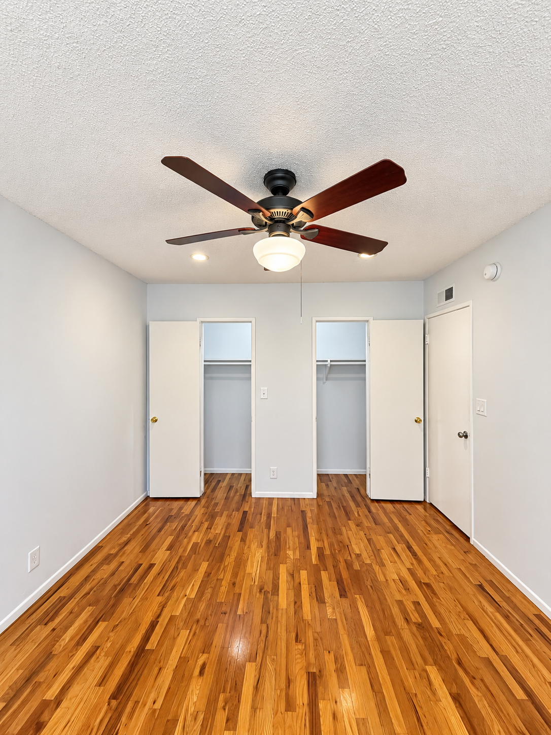 2 bedroom apartment with balcony, pet friendly in 7954 Oakwood Ave, Unit 1 Los Angeles, CA 90048 — photo 15