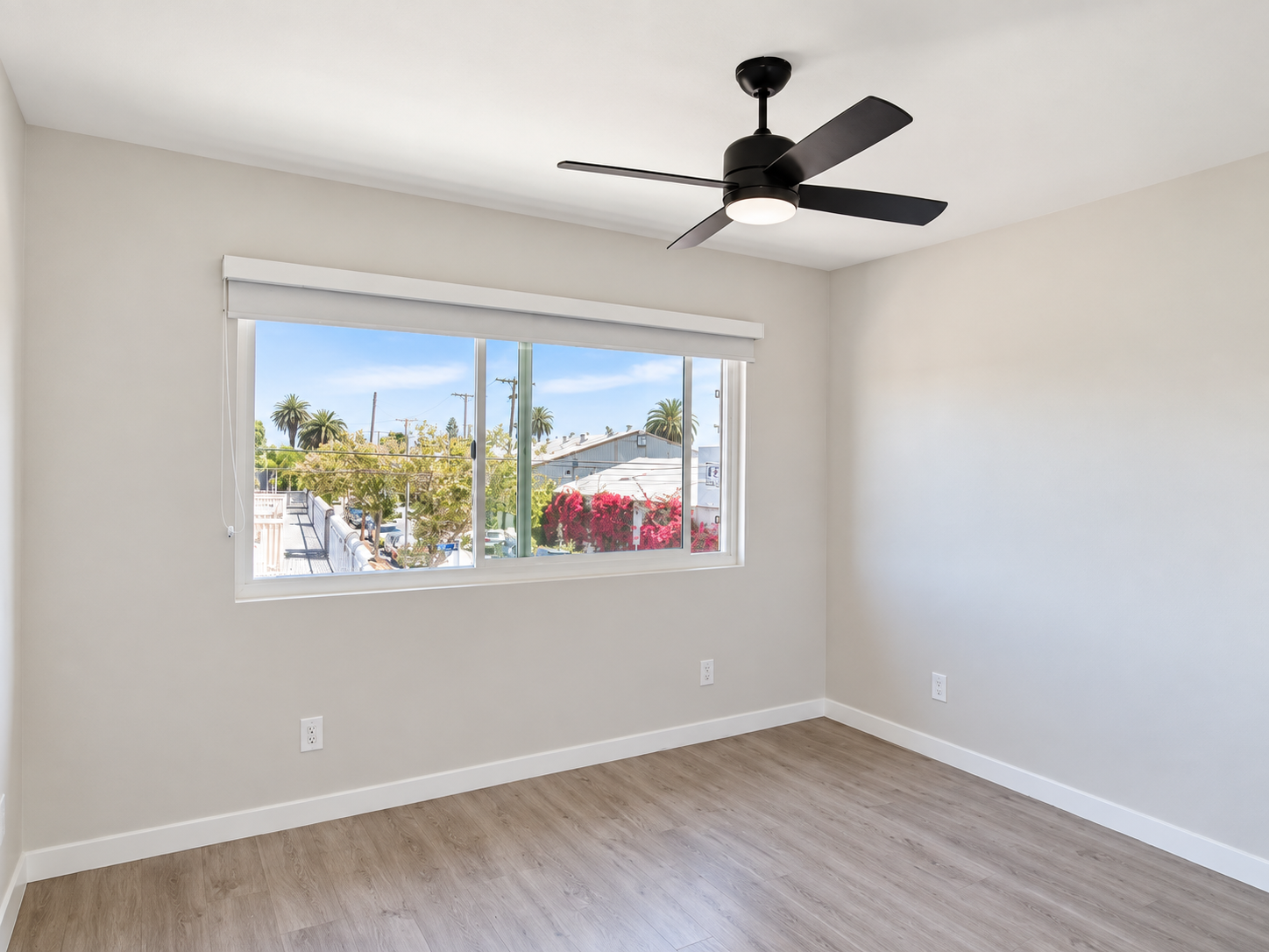 3 bedroom apartment, pet friendly in 354 4th Ave, Unit 13 Los Angeles, CA 90291 — photo 8