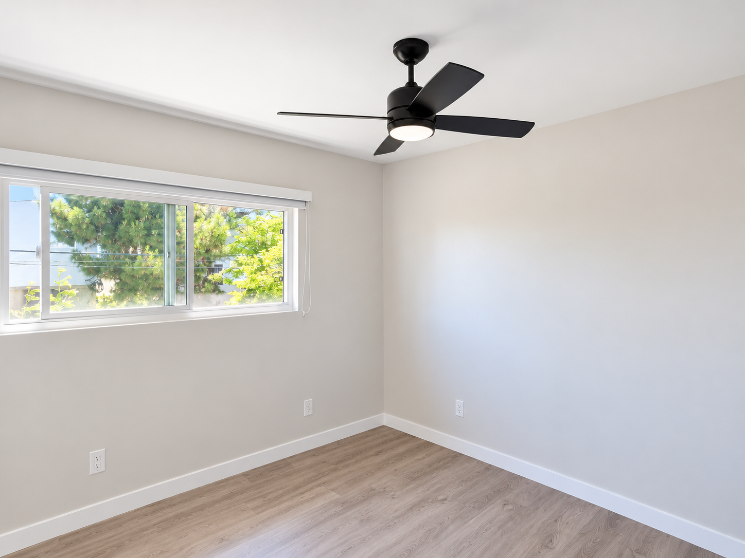 3 bedroom apartment, pet friendly in 354 4th Ave, Unit 13 Los Angeles, CA 90291 — photo 9