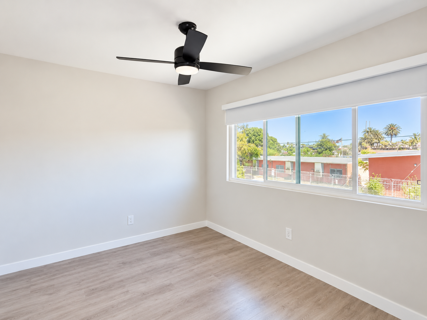 3 bedroom apartment, pet friendly in 354 4th Ave, Unit 13 Los Angeles, CA 90291 — photo 4