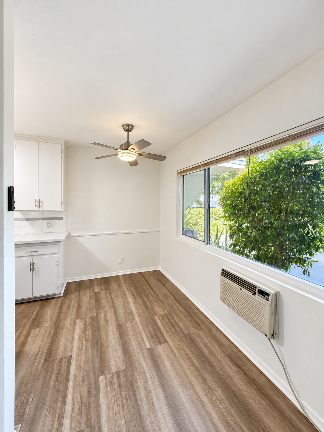 1 bedroom apartment, pet friendly in 1117 Laurel Ave, Unit 6 West Hollywood, CA 90046 — photo 10