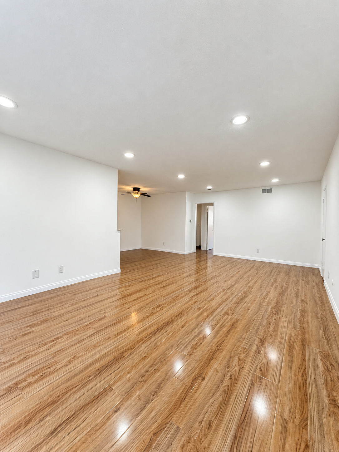 3 bedroom apartment, pet friendly in 1044 N Curson Ave, Unit 1 West Hollywood, CA 90046 — photo 11