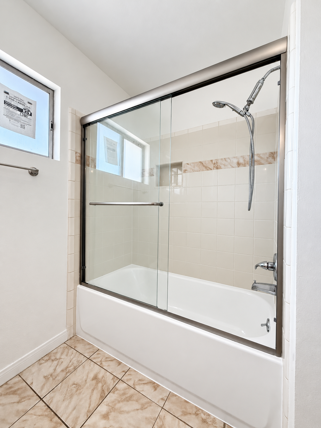3 bedroom apartment, pet friendly in 1044 N Curson Ave, Unit 1 West Hollywood, CA 90046 — photo 9