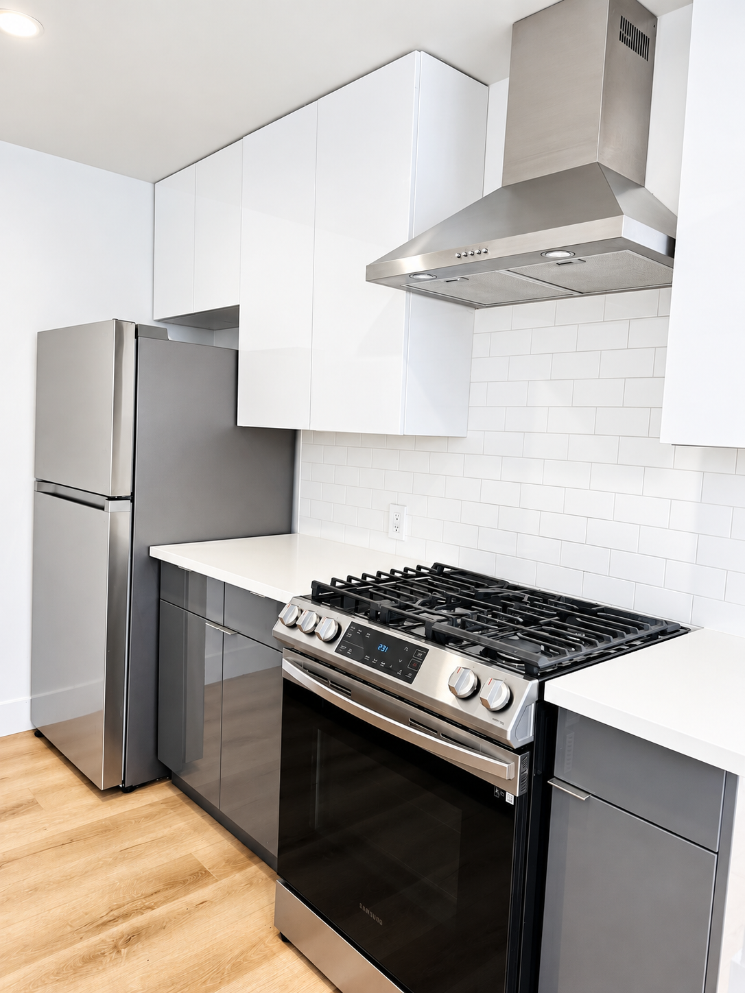1 bedroom apartment, pet friendly in 1514 Cochran Ave, Unit 3 Los Angeles, CA 90019 — photo 3