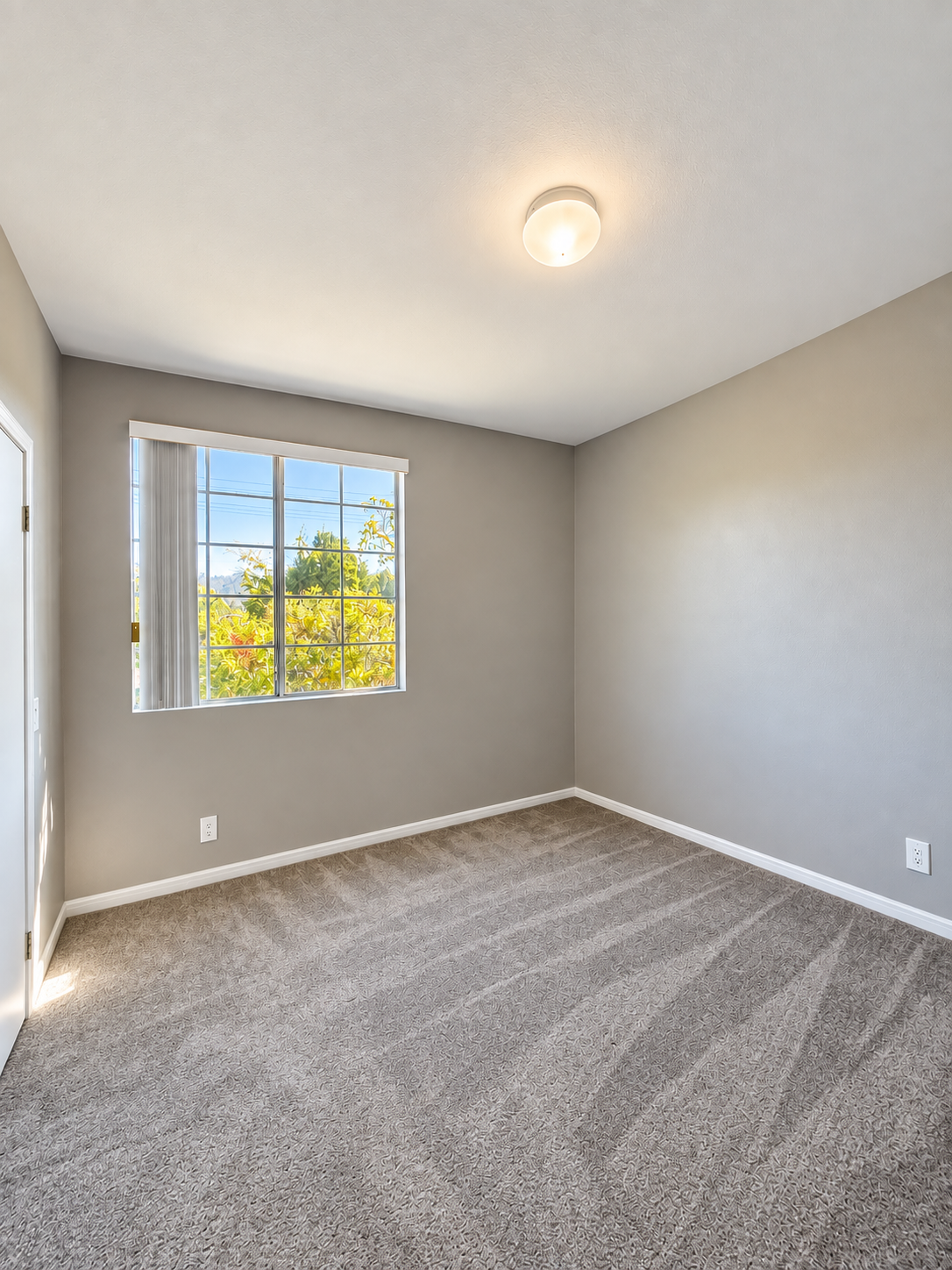 2 bedroom apartment with balcony, pet friendly in 4311 Alcove Ave, Unit 3 Los Angeles, CA 91604 — photo 13
