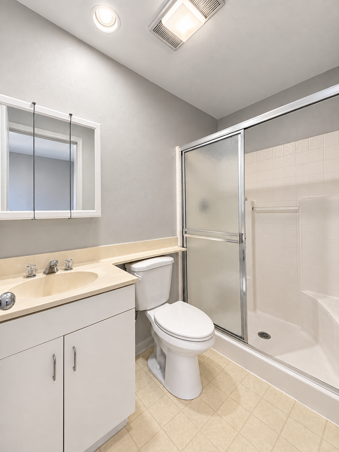 2 bedroom apartment with balcony, pet friendly in 4311 Alcove Ave, Unit 3 Los Angeles, CA 91604 — photo 10