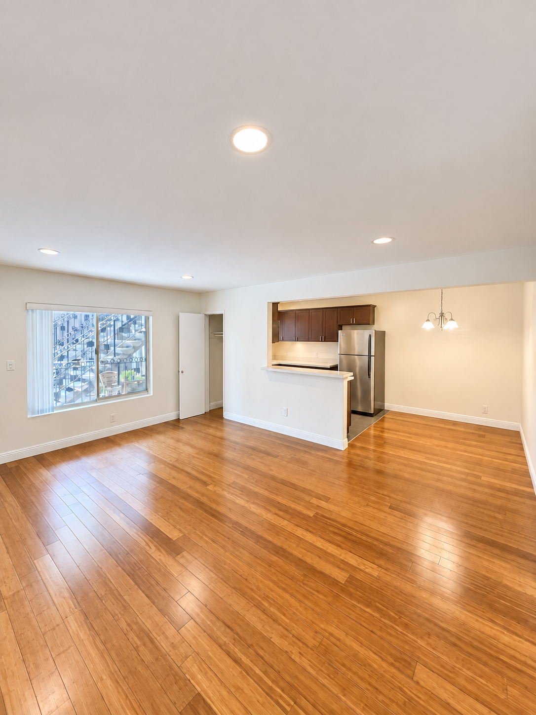2 bedroom apartment, pet friendly in 1349 N Martel Ave, Unit 3 Los Angeles, CA 90046 — photo 11