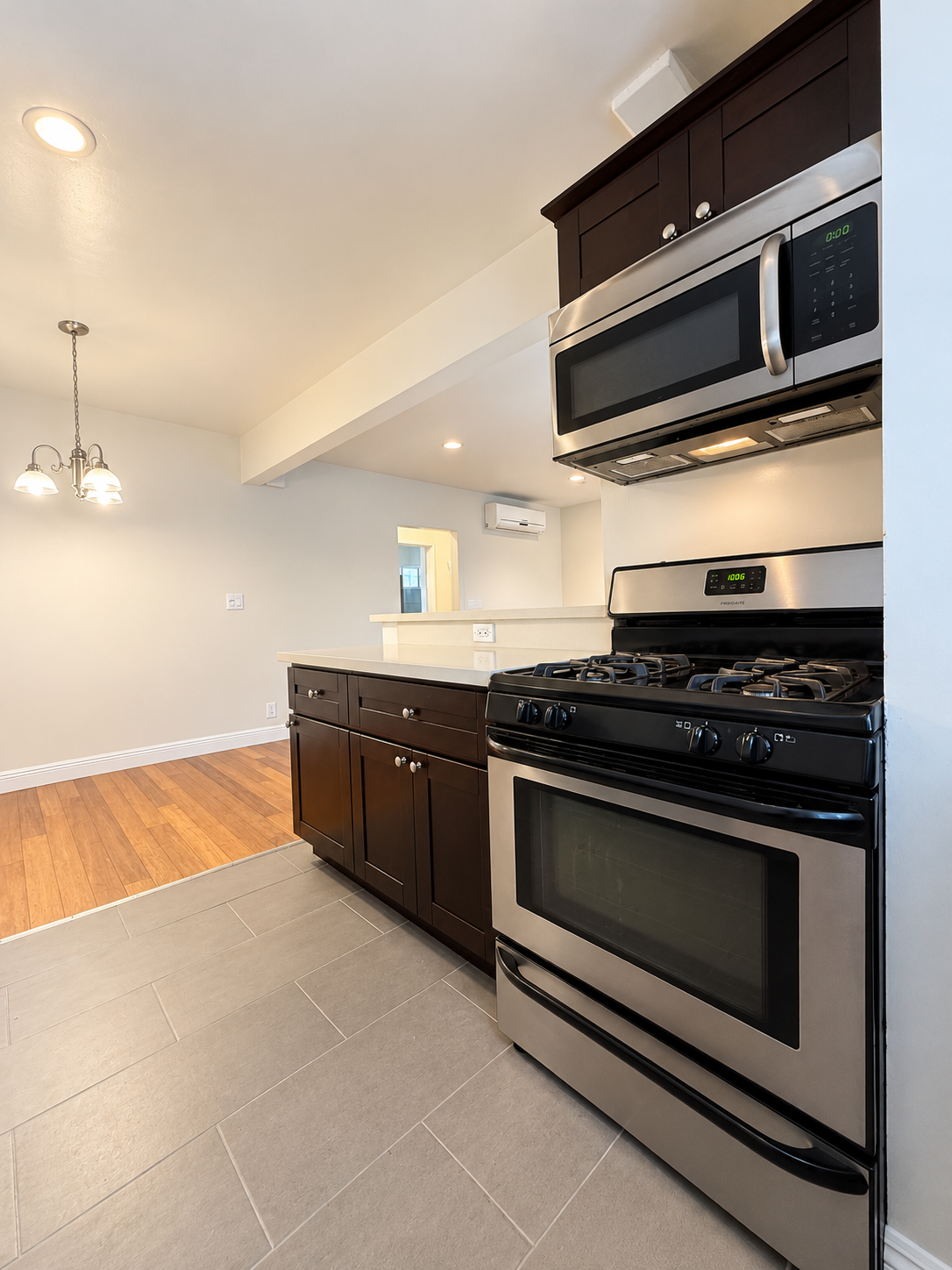 2 bedroom apartment, pet friendly in 1349 N Martel Ave, Unit 3 Los Angeles, CA 90046 — photo 6