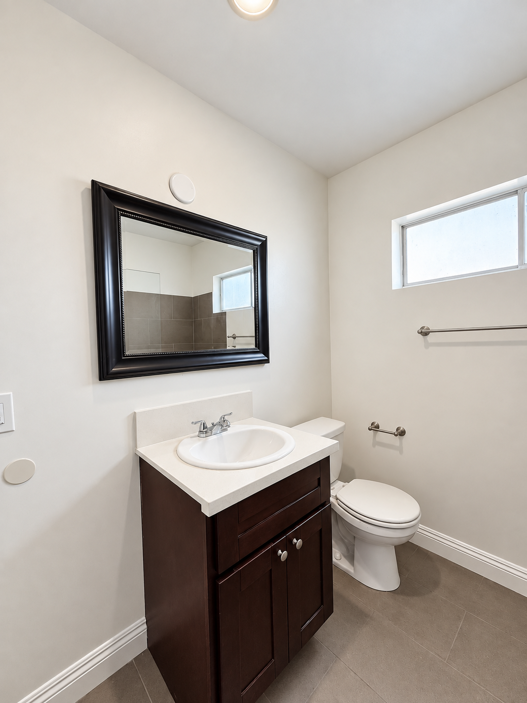 2 bedroom apartment, pet friendly in 1349 N Martel Ave, Unit 3 Los Angeles, CA 90046 — photo 8