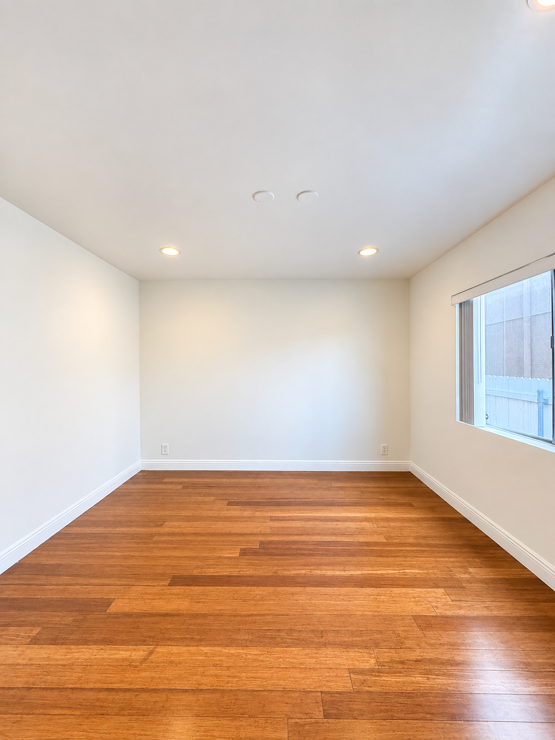 2 bedroom apartment, pet friendly in 1349 N Martel Ave, Unit 3 Los Angeles, CA 90046 — photo 4