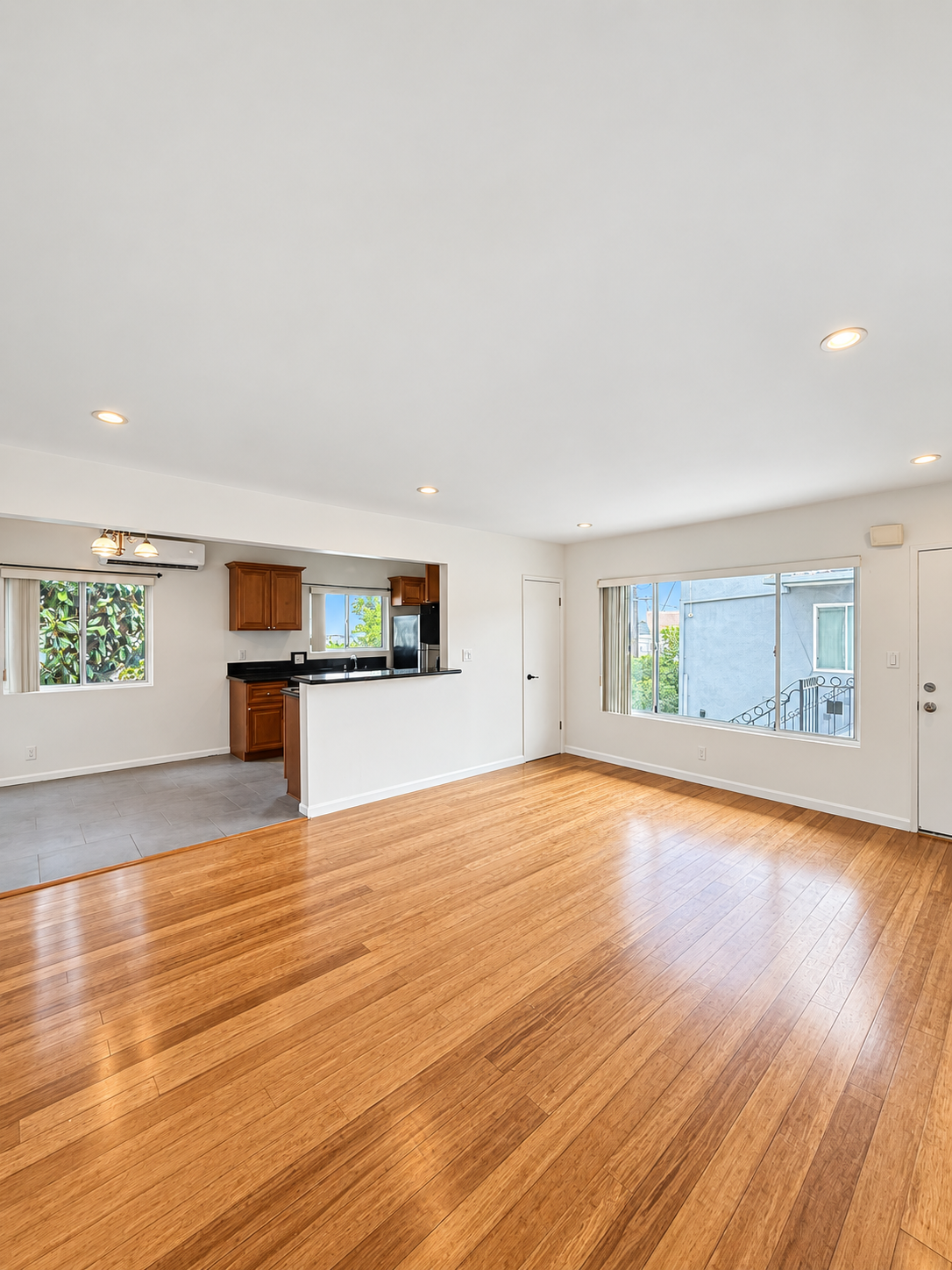 1 bedroom apartment, pet friendly in 1349 N Martel Ave, Unit 5 Los Angeles, CA 90046 — photo 2