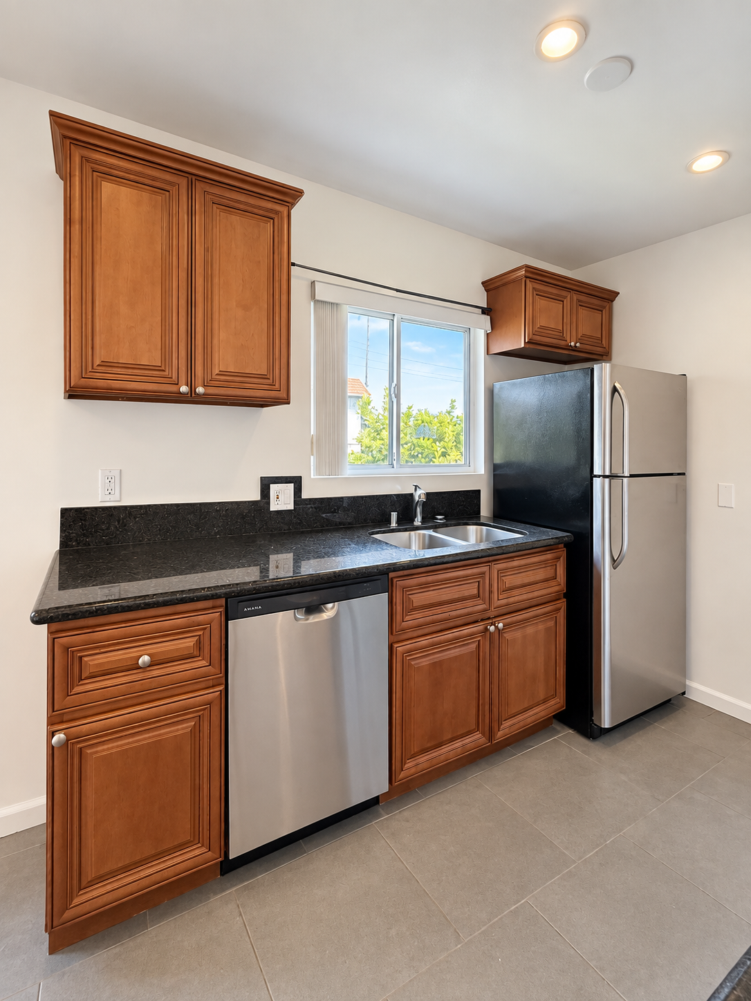1 bedroom apartment, pet friendly in 1349 N Martel Ave, Unit 5 Los Angeles, CA 90046 — photo 5