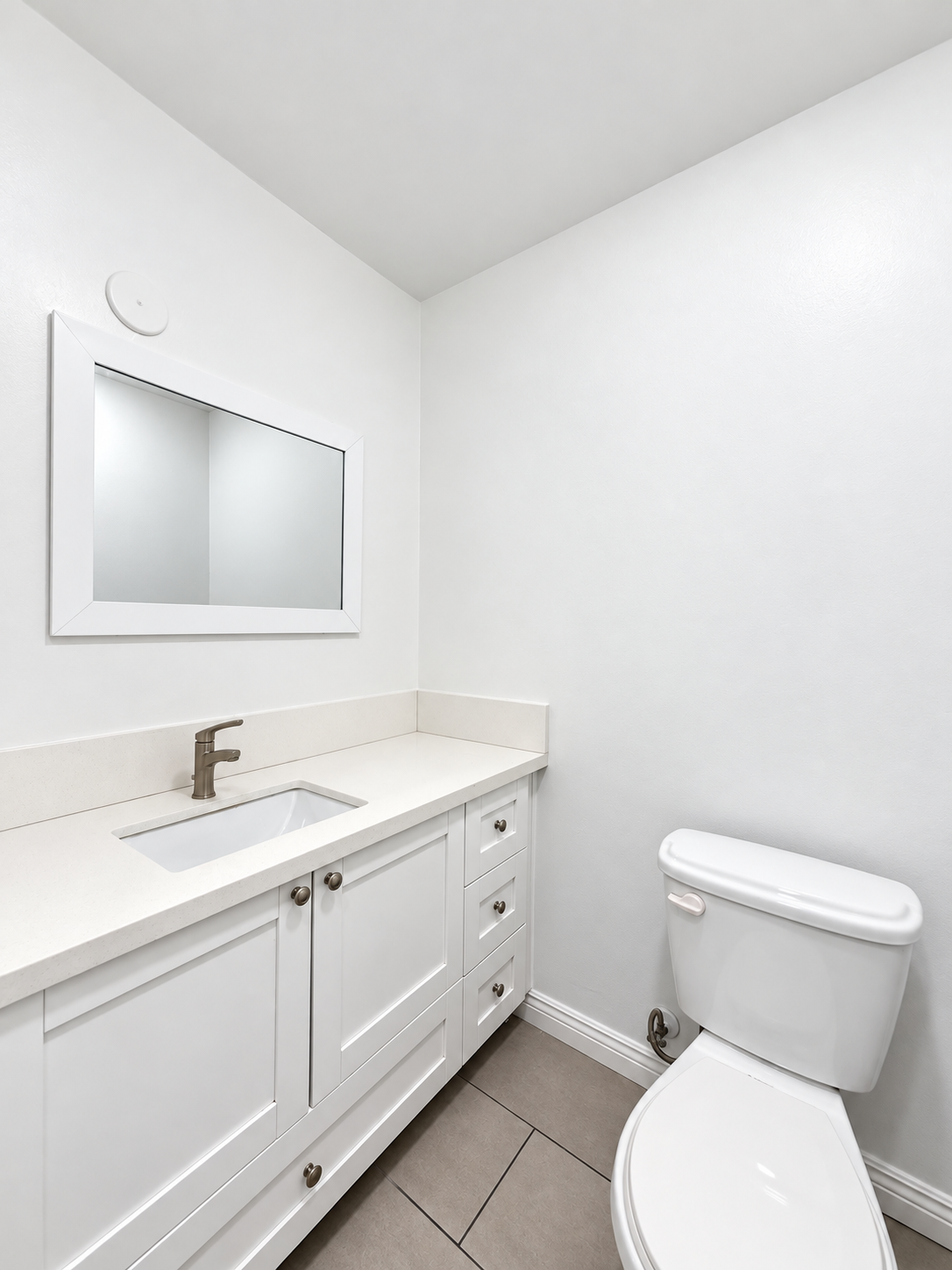 2 bedroom apartment with balcony, pet friendly in 1343 N Martel Ave, Unit 4 Los Angeles, CA 90046 — photo 9