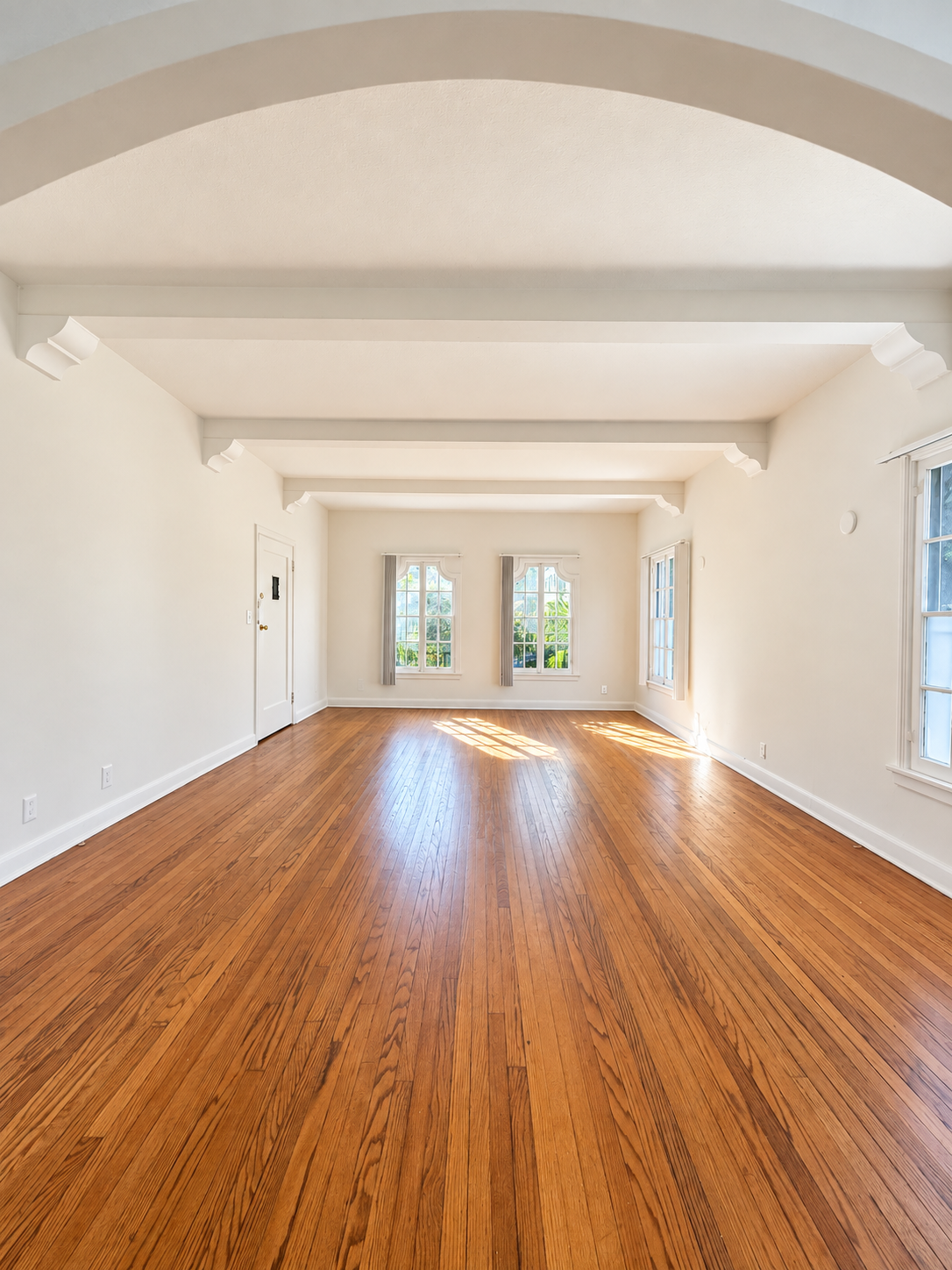 2 bedroom apartment, pet friendly in 456 N Orange Grove Ave, Los Angeles, CA 90036 — photo 12