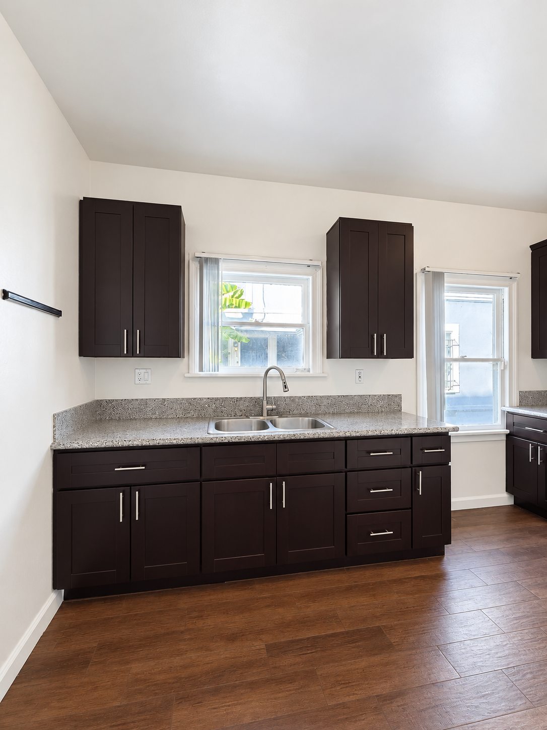 2 bedroom apartment, pet friendly in 456 N Orange Grove Ave, Los Angeles, CA 90036 — photo 6