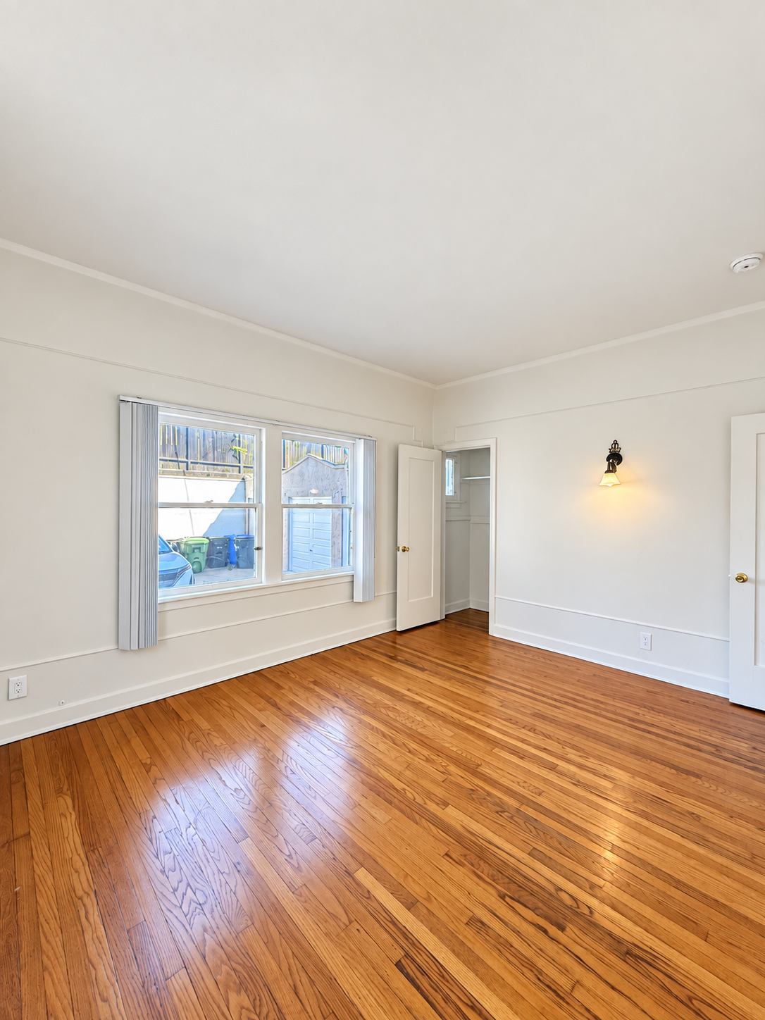 2 bedroom apartment, pet friendly in 456 N Orange Grove Ave, Los Angeles, CA 90036 — photo 16
