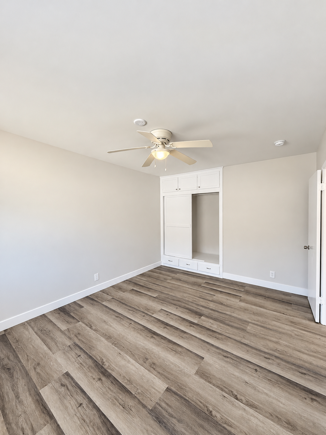 2 bedroom apartment, pet friendly in 1474 S Wooster St, Unit 1/2 Los Angeles, CA 90035 — photo 15