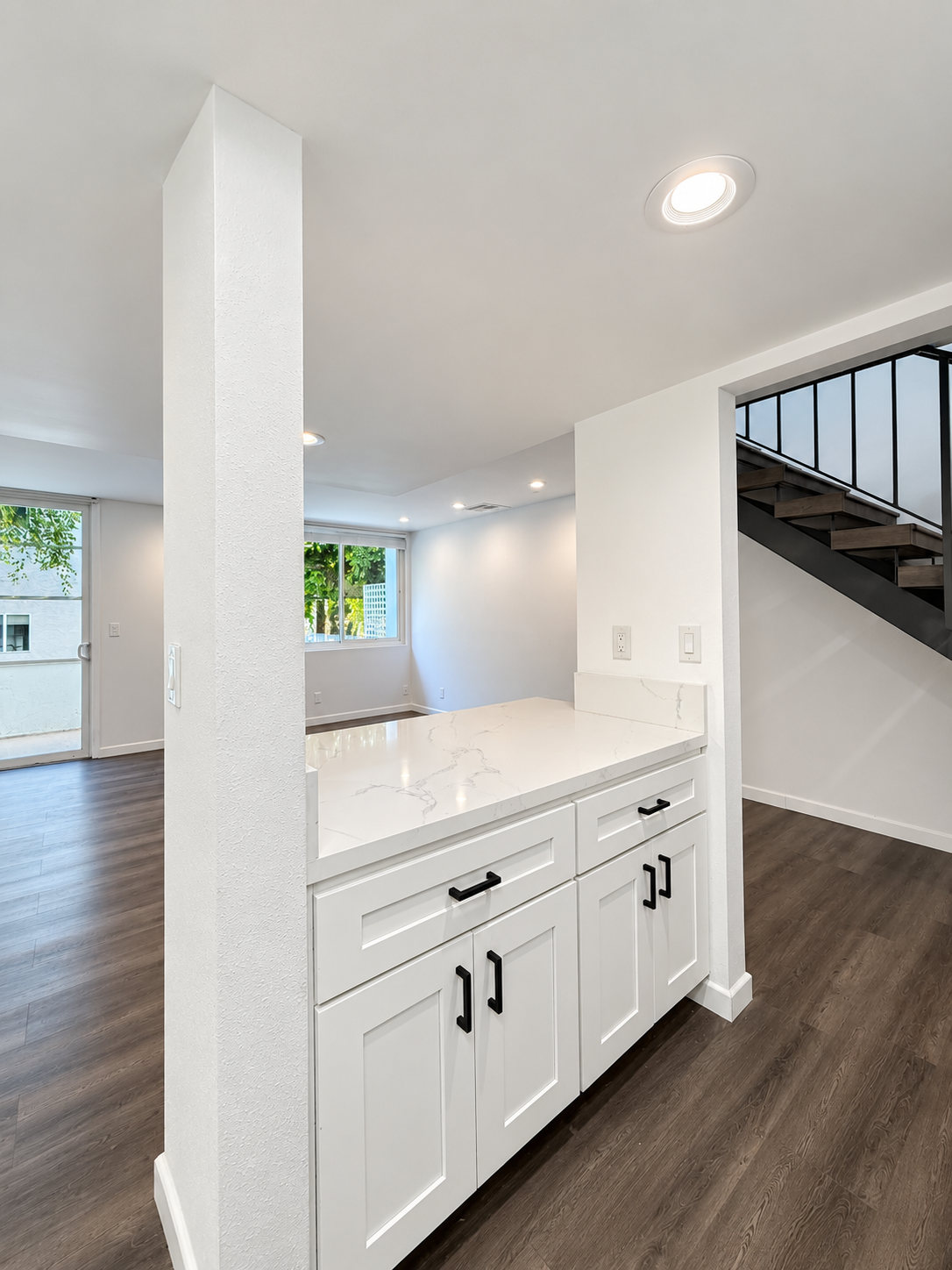 2 bedroom apartment with balcony, pet friendly in 1615 Greenfield Ave, Unit 11 Los Angeles, CA 90025 — photo 15