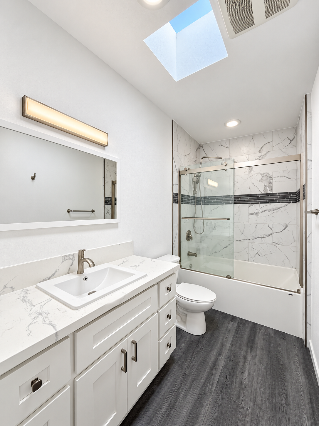 2 bedroom apartment with balcony, pet friendly in 1615 Greenfield Ave, Unit 11 Los Angeles, CA 90025 — photo 7